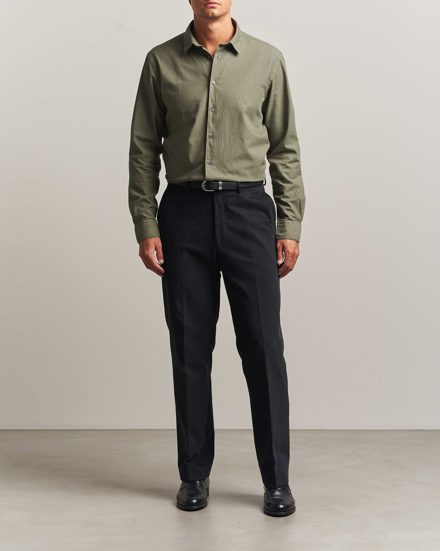 Mies | Kauluspaidat | Canali | Garment Dyed Cotton Shirt Olive