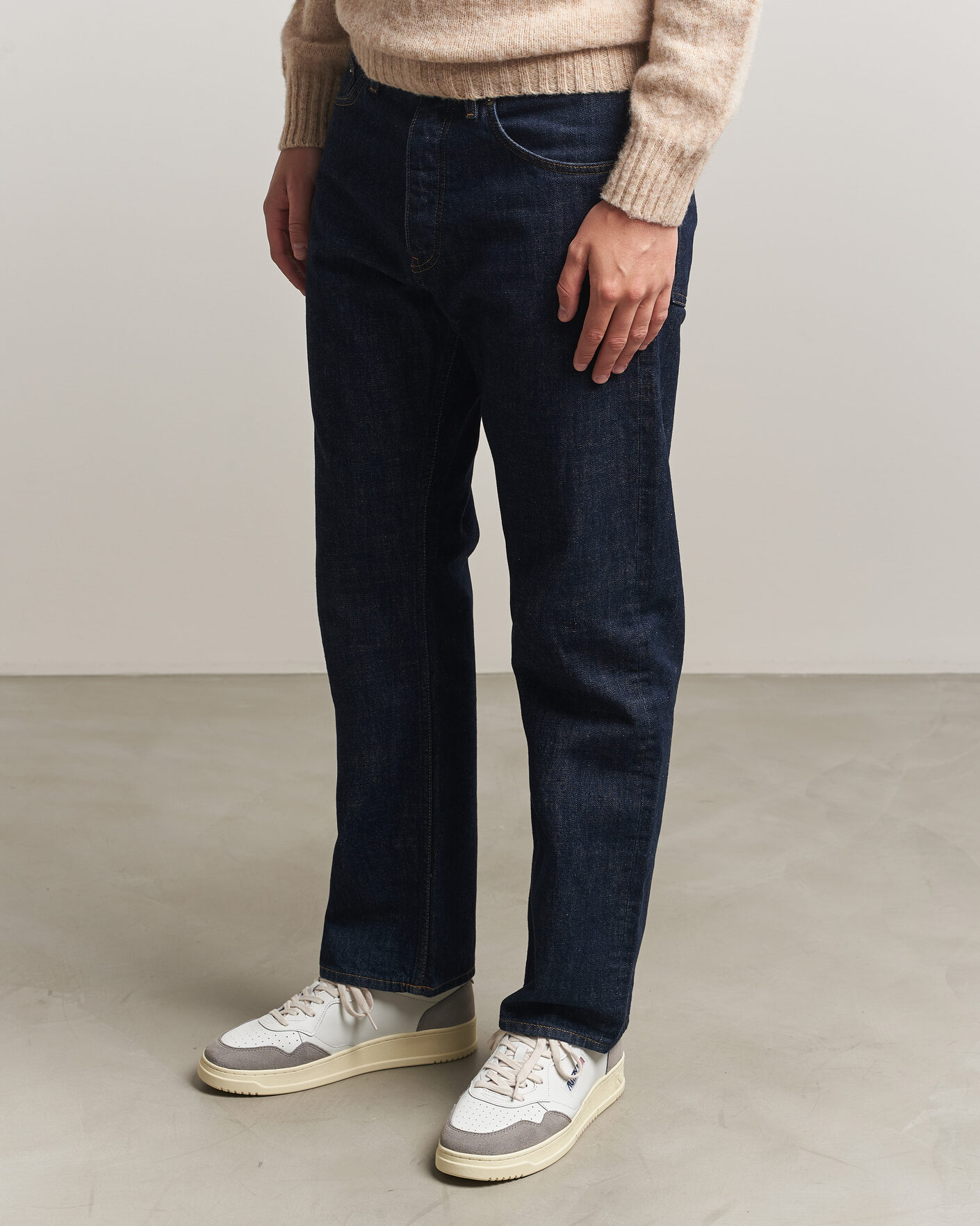 Mies | Tennarit | Autry | Medalist Low Soft Leather/Suede Sneaker White/Cemento