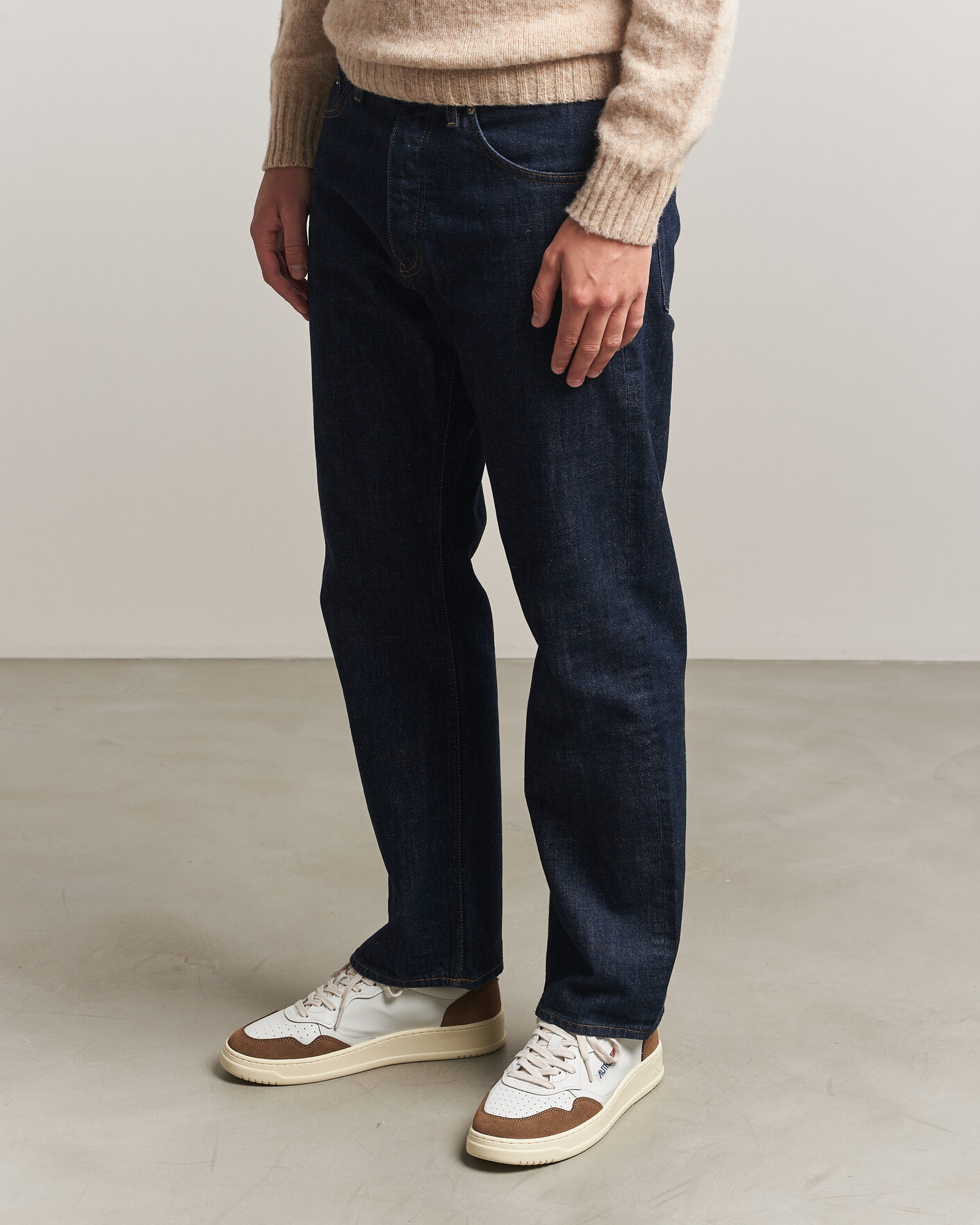 Mies | Tennarit | Autry | Medalist Low Soft Leather/Suede Sneaker White/Tabacco