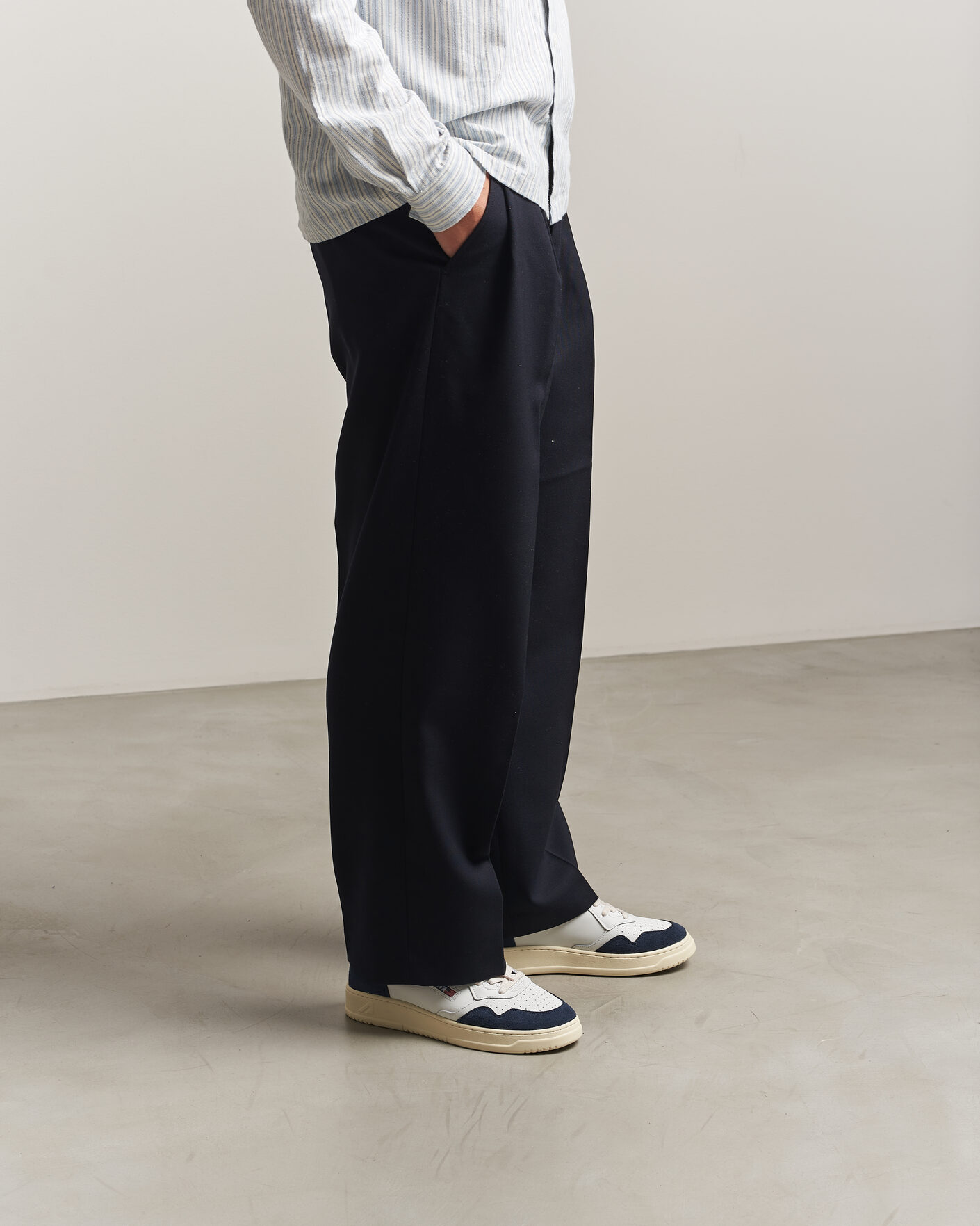 Mies | Tennarit | Autry | Medalist Low Soft Leather/Suede Sneaker White/Denim