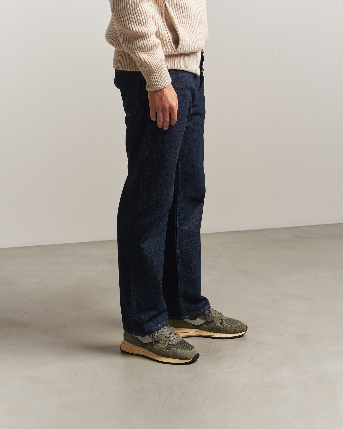 Mies | Tennarit | Autry | Reelwind Running Sneaker Olive Night/Grey