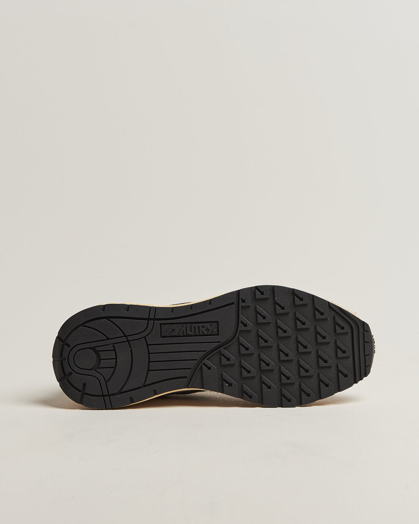 Mies | Tennarit | Autry | Reelwind Running Sneaker Ecru/Black
