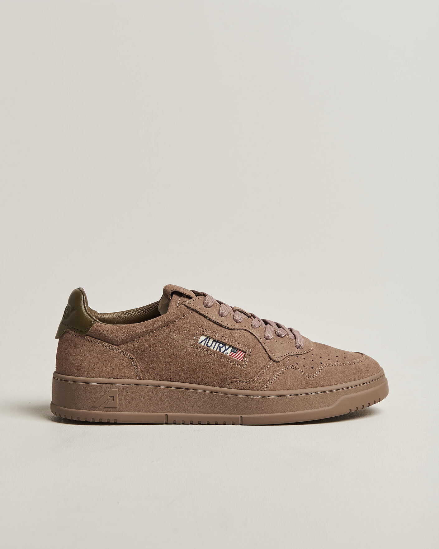 Mies | Tennarit | Autry | Medalist Low Suede Sneaker Antilope