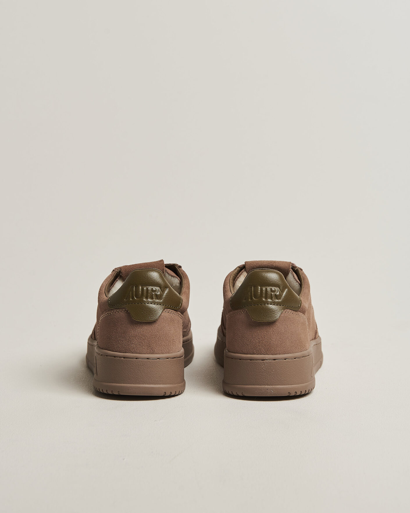 Mies | Tennarit | Autry | Medalist Low Suede Sneaker Antilope