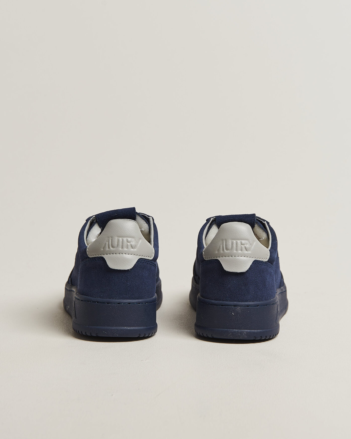 Mies | Tennarit | Autry | Medalist Low Suede Sneaker Navy