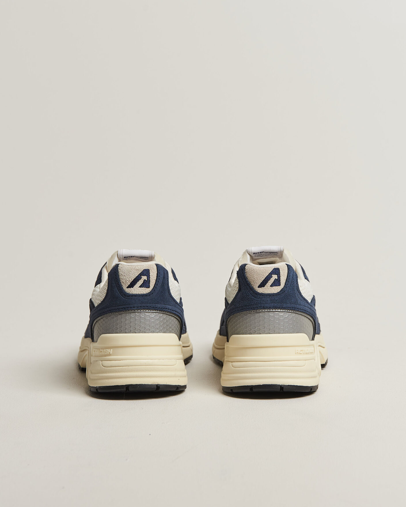 Mies | Tennarit | Autry | Hyperway Low Suede Running Sneaker Navy