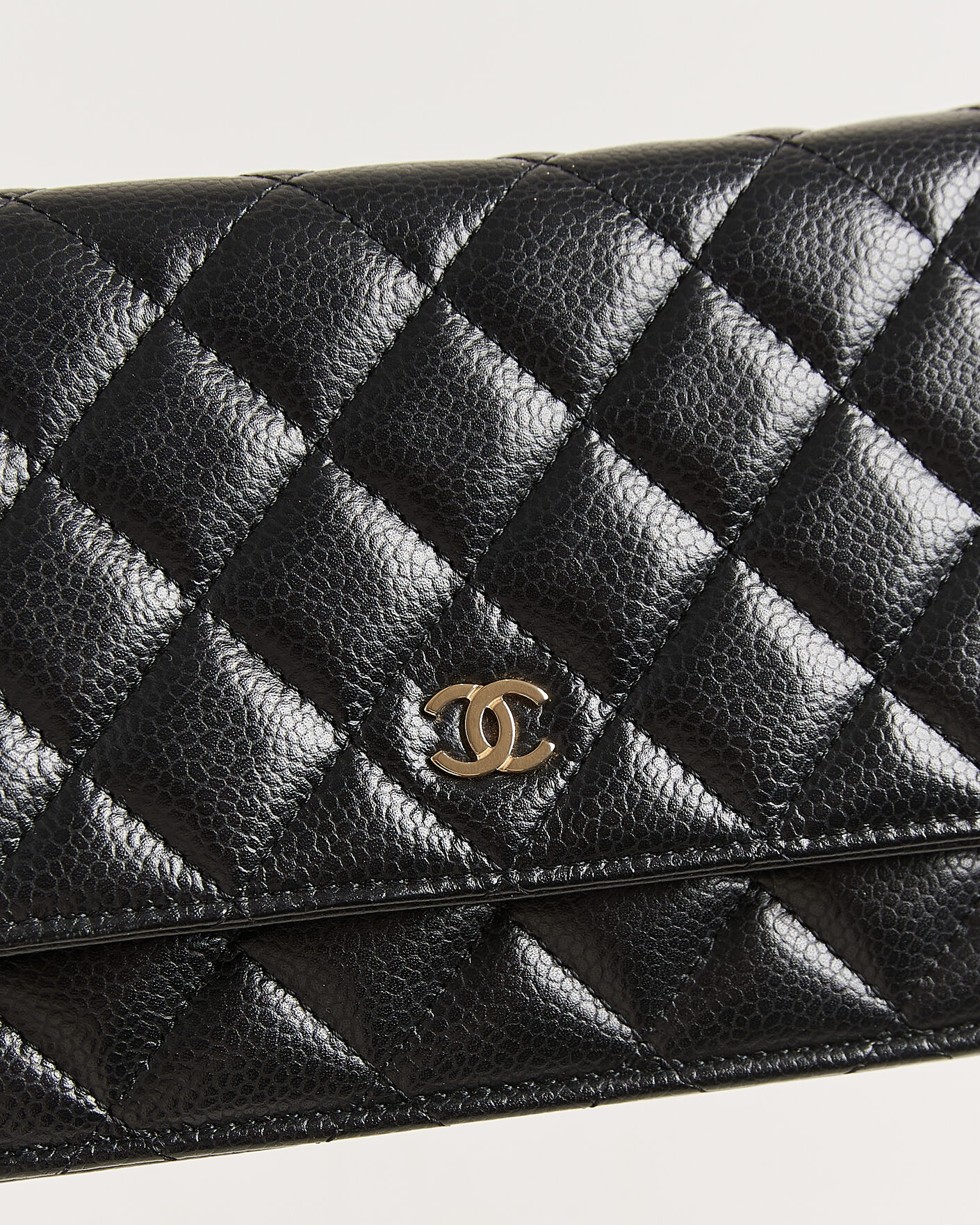 Mies | Pre-Owned & Vintage Bags | Chanel Pre-Owned | Wallet On Chain Caviar Leather Black