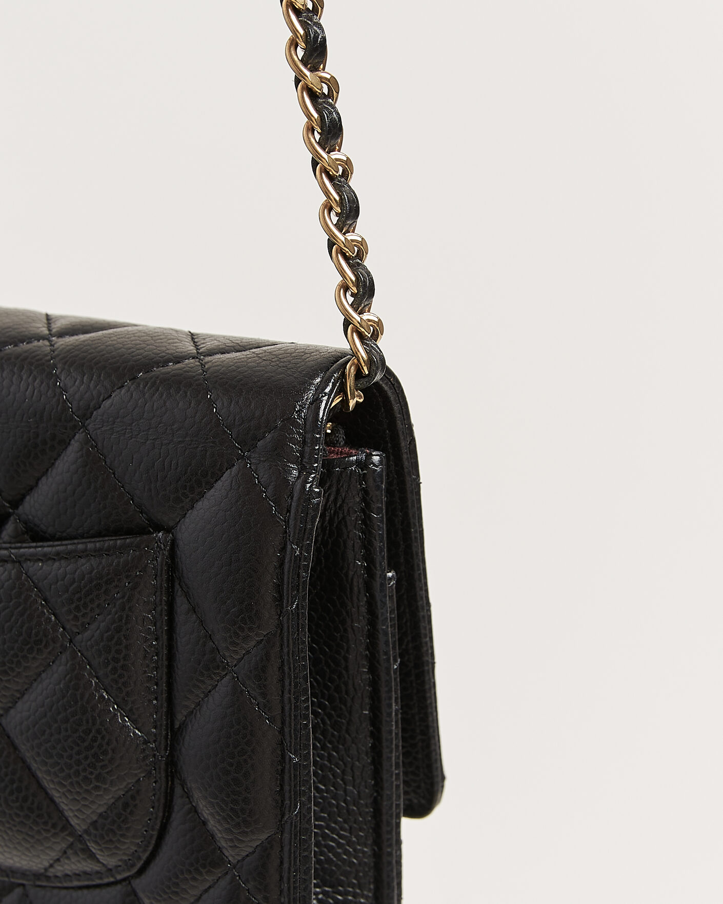 Mies | Pre-Owned & Vintage Bags | Chanel Pre-Owned | Wallet On Chain Caviar Leather Black
