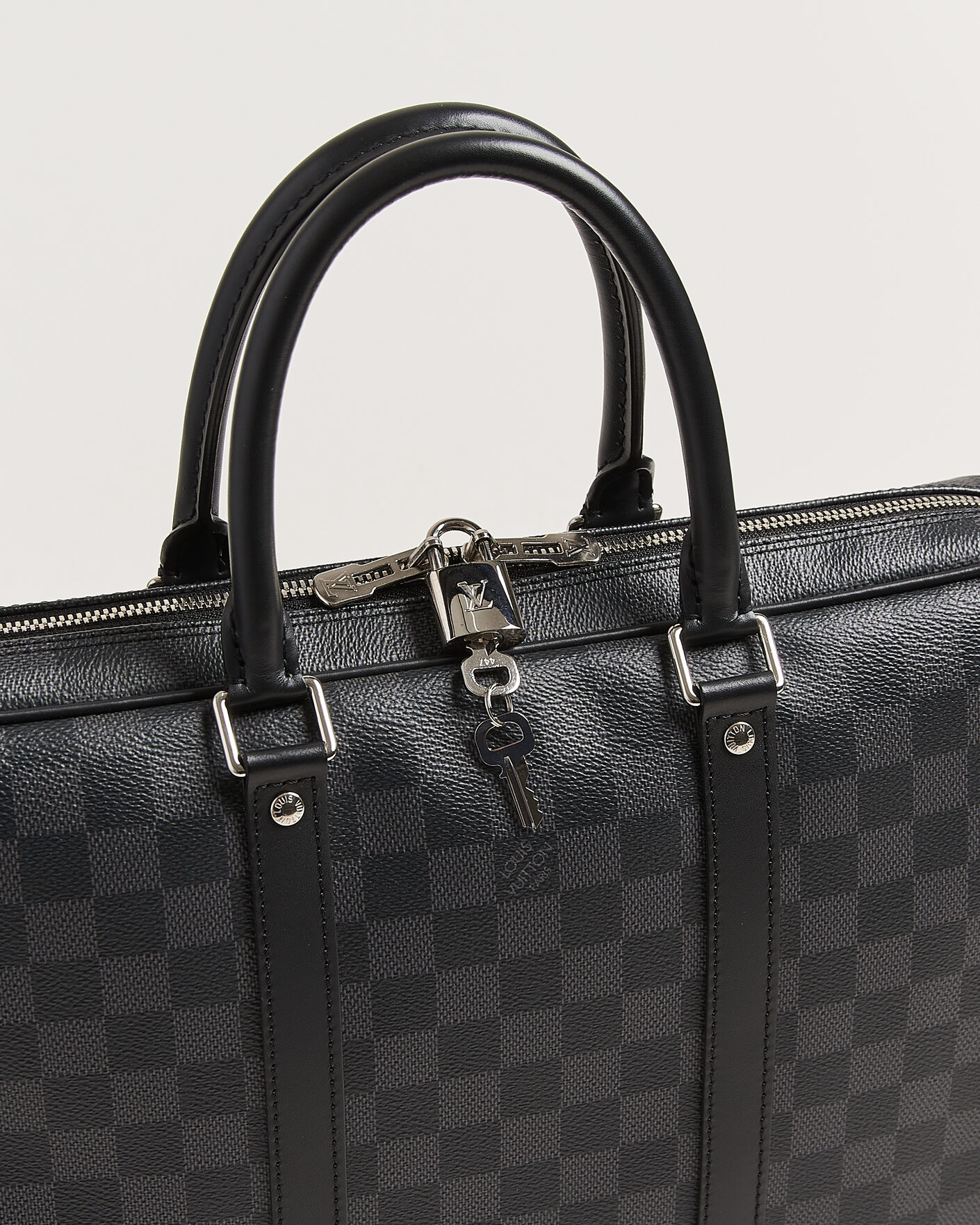 Mies | Pre-Owned & Vintage Bags | Louis Vuitton Pre-Owned | Porte Documents Damier Graphite