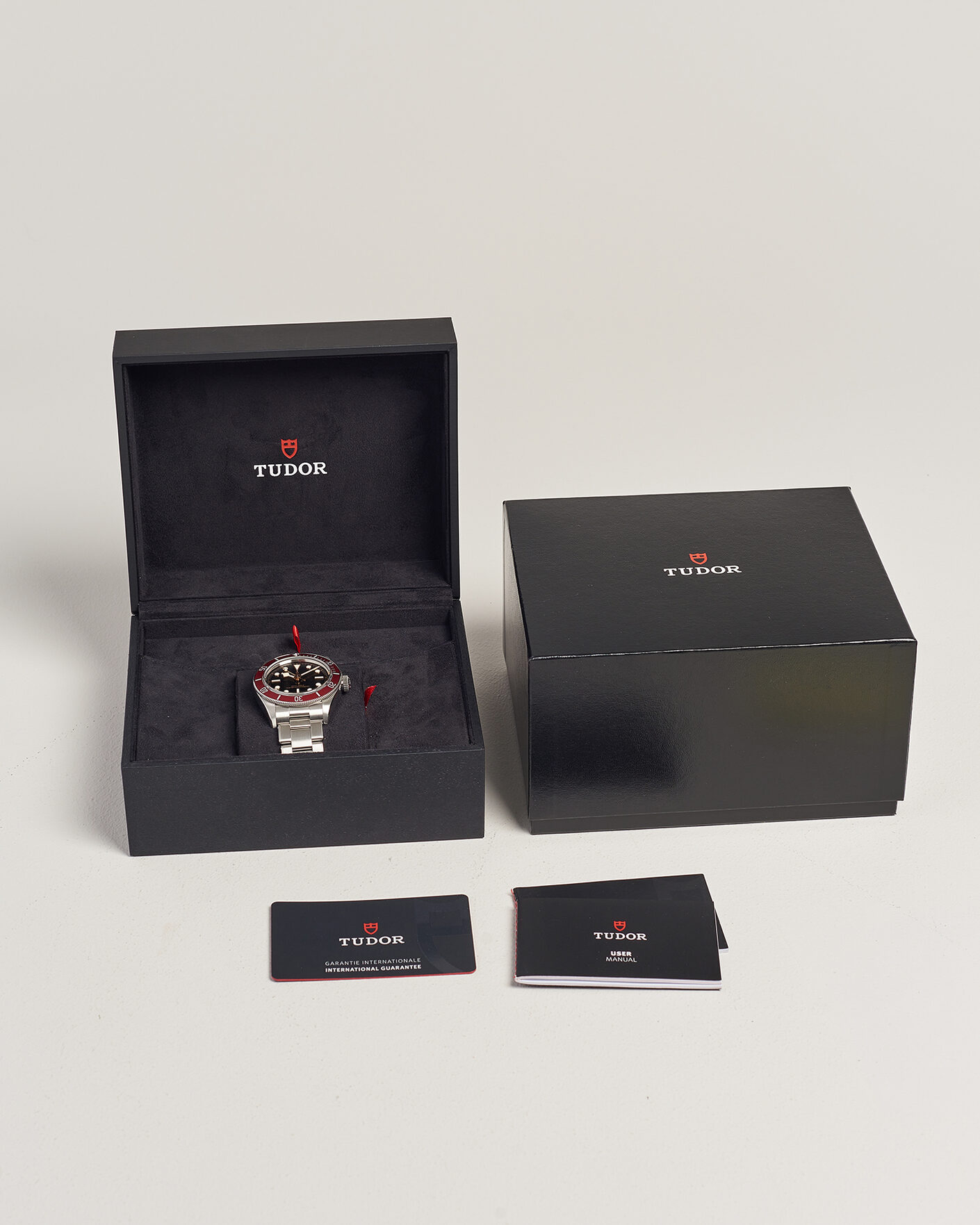 Mies | Pre-Owned & Vintage Watches | Tudor Pre-Owned | Black Bay Burgundy 41