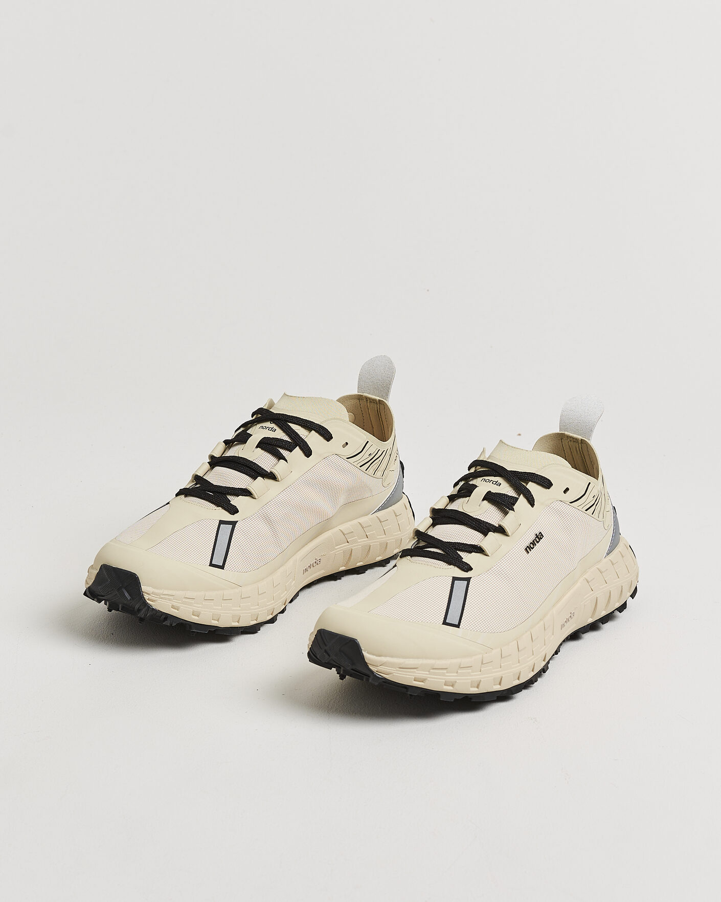 Mies | Maastojuoksukengät | Norda | 001A Running Sneakers Almond