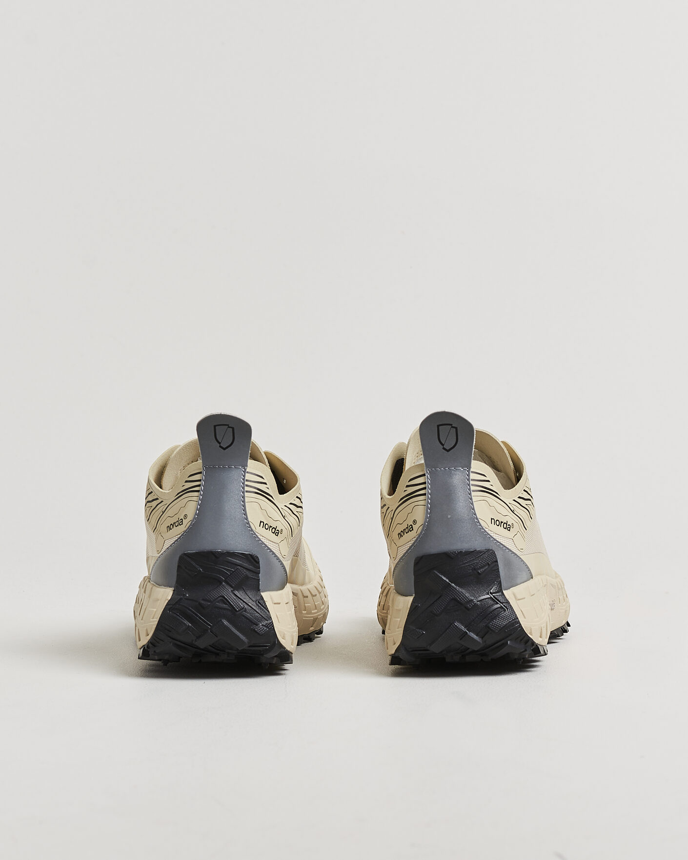 Mies | Maastojuoksukengät | Norda | 001A Running Sneakers Almond
