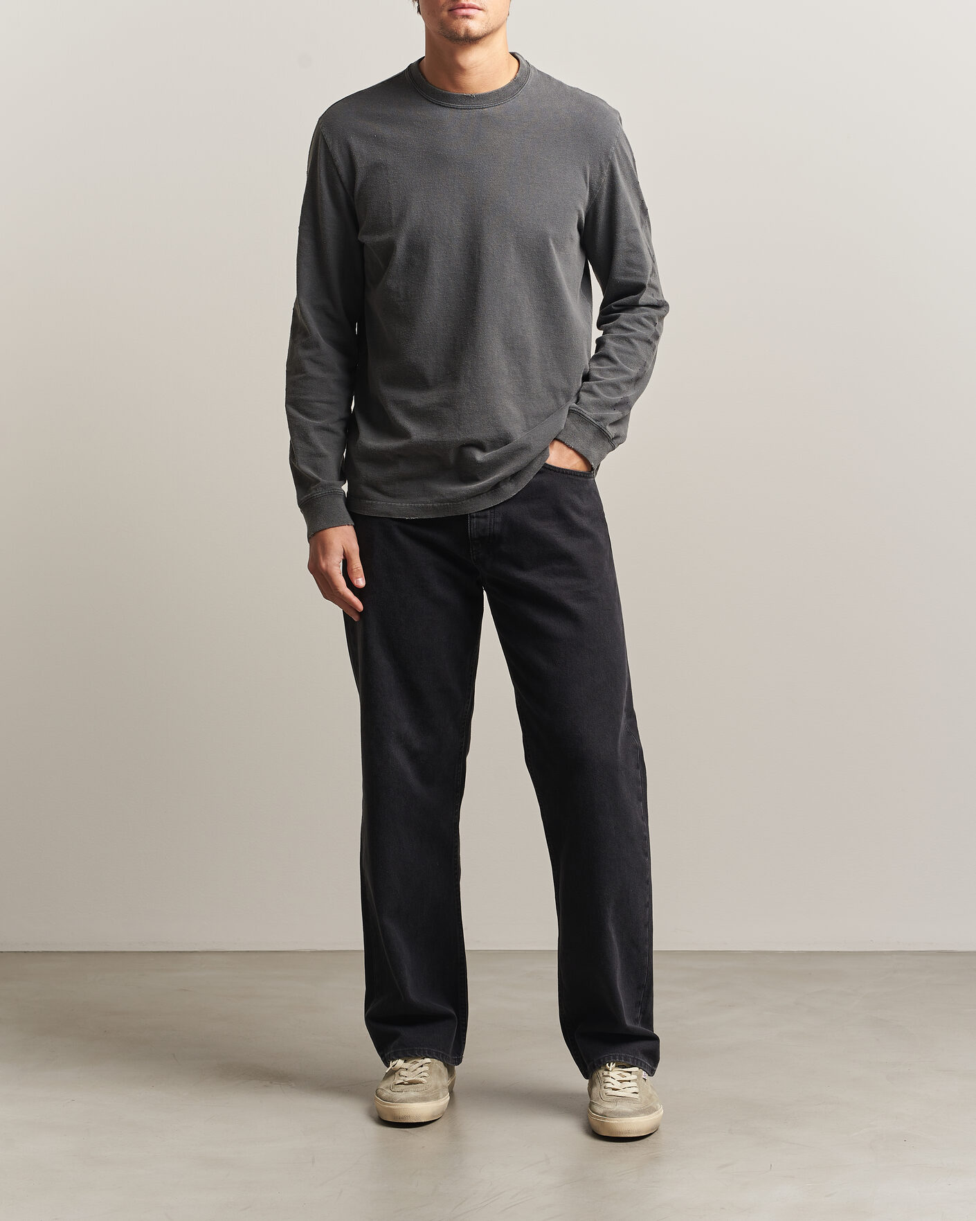 Mies | Puserot | Golden Goose | Long Sleeve Garment Dyed T-Shirt Anthracite