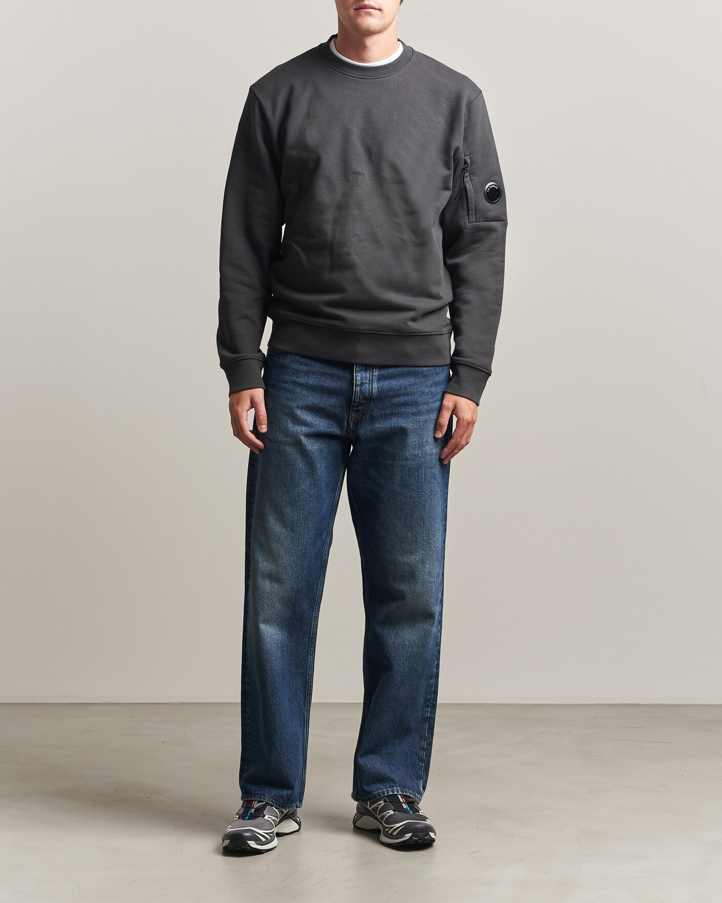 Mies | Puserot | C.P. Company | Diagonal Raised Fleece Lens Sweatshirt Dark Grey