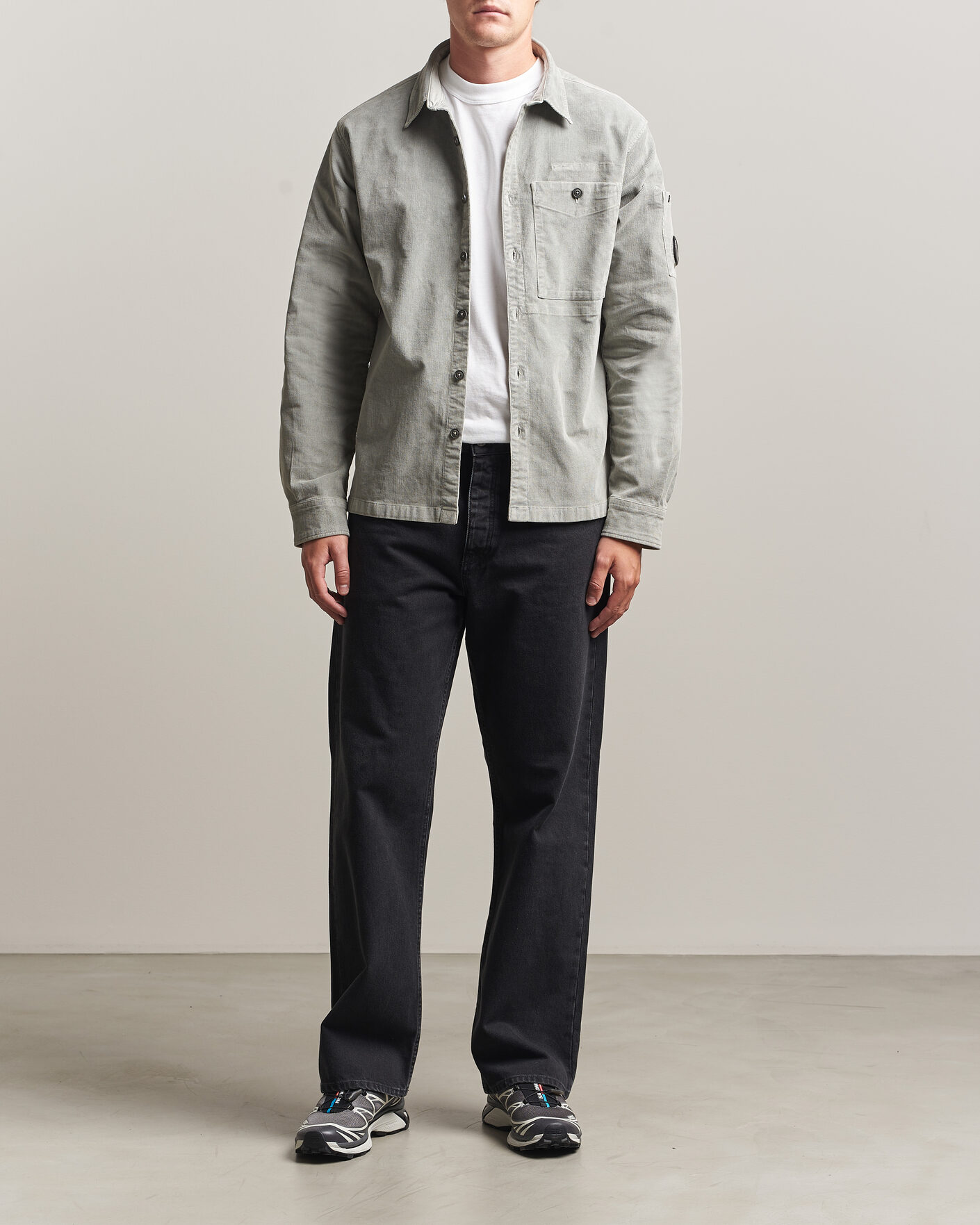 Mies | Kauluspaidat | C.P. Company | Corduroy Lens Overshirt Light Grey