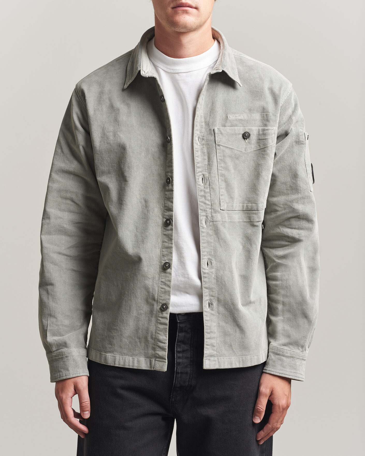 Mies | Kauluspaidat | C.P. Company | Corduroy Lens Overshirt Light Grey