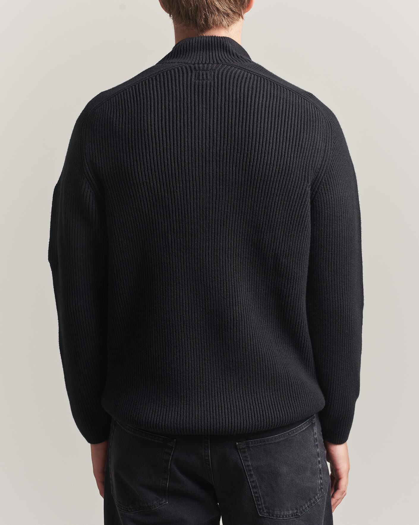 Mies | Puserot | C.P. Company | Full Rib Knitted Cotton Half Button Black