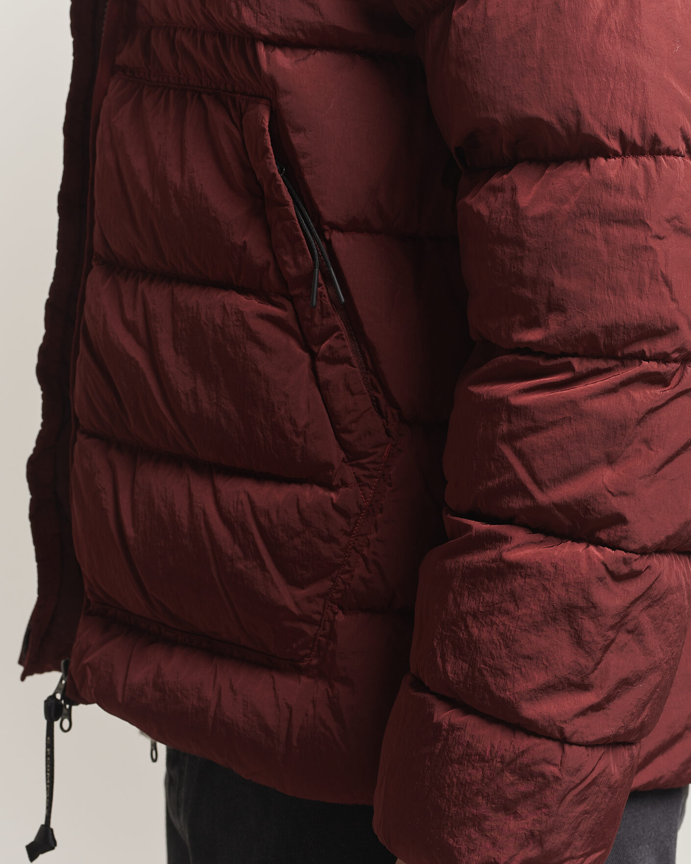 Mies | Takit | C.P. Company | Chrome-R Goggle Down Jacket Burgundy
