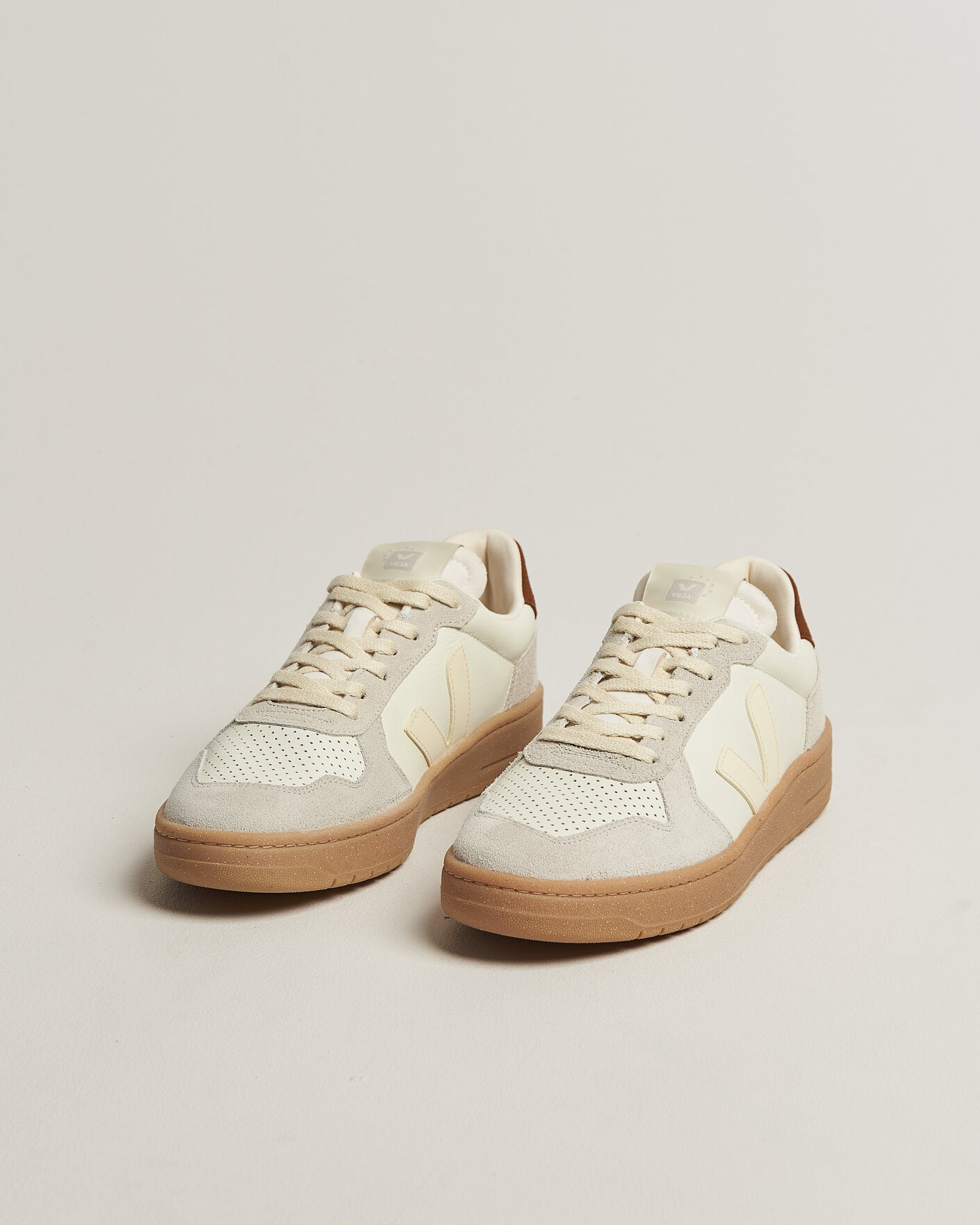 Mies | Tennarit | Veja | V-82 Sneaker Pure Calcaire/Cognac