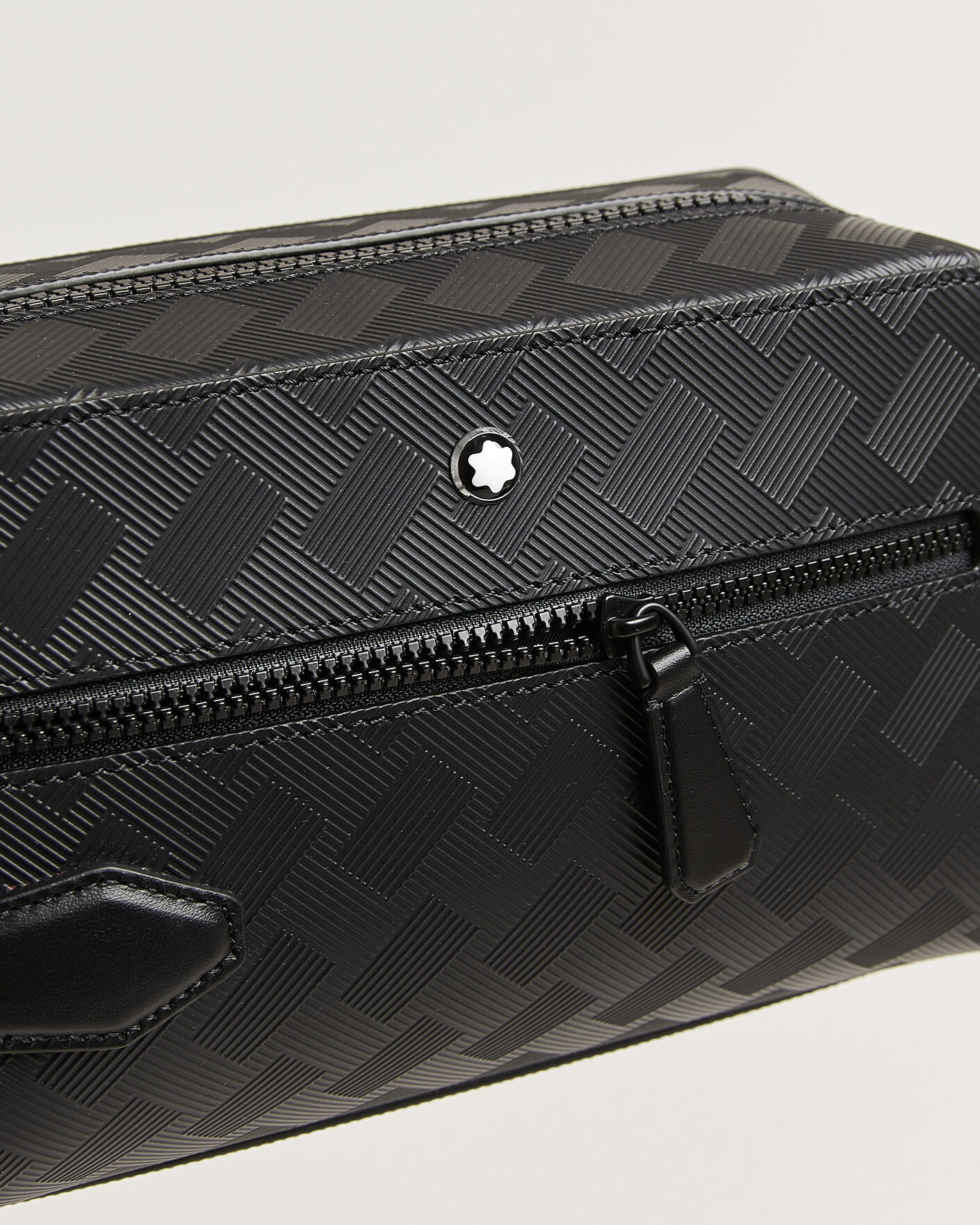 Mies | Laukut | Montblanc | Toiletry Clutch Extreme Leather Black