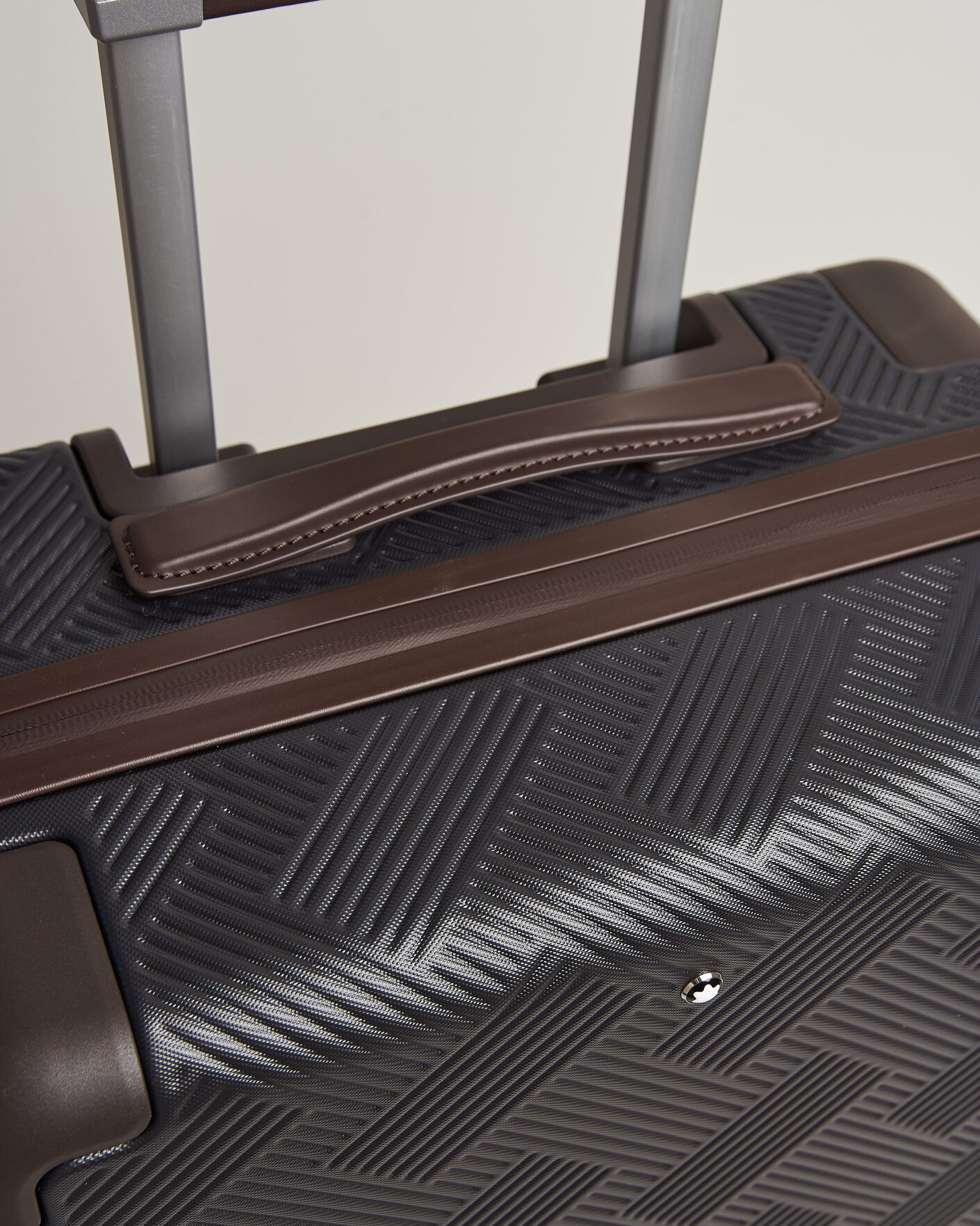 Mies | Laukut | Montblanc | #MY4810 Cabin Extreme 3.0 Compact Trolley Navy Blue