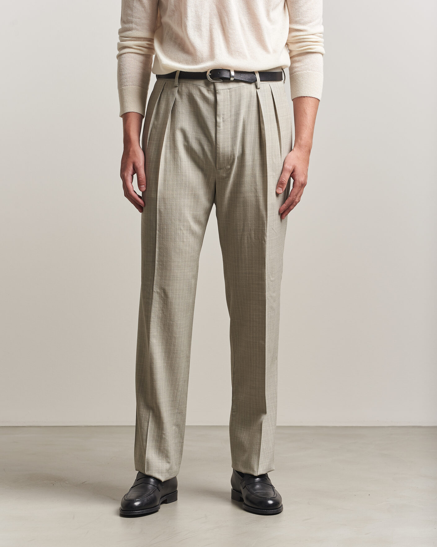 Mies | Housut | Ralph Lauren Purple Label | Glenn Pinstriped Pleated Wool Trousers Grey