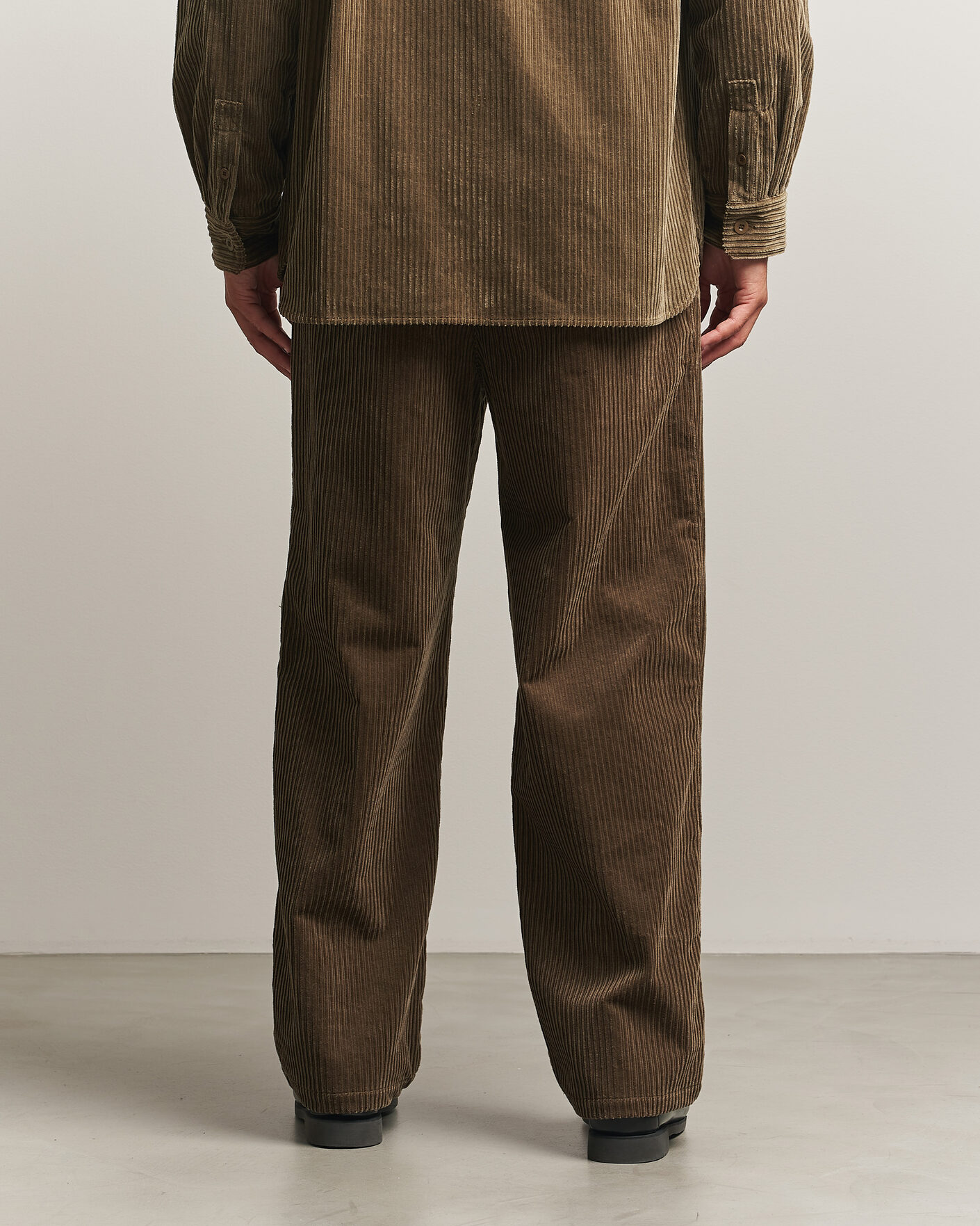 Mies | Housut | A.P.C. | Ricky Corduroy Trousers Taupe
