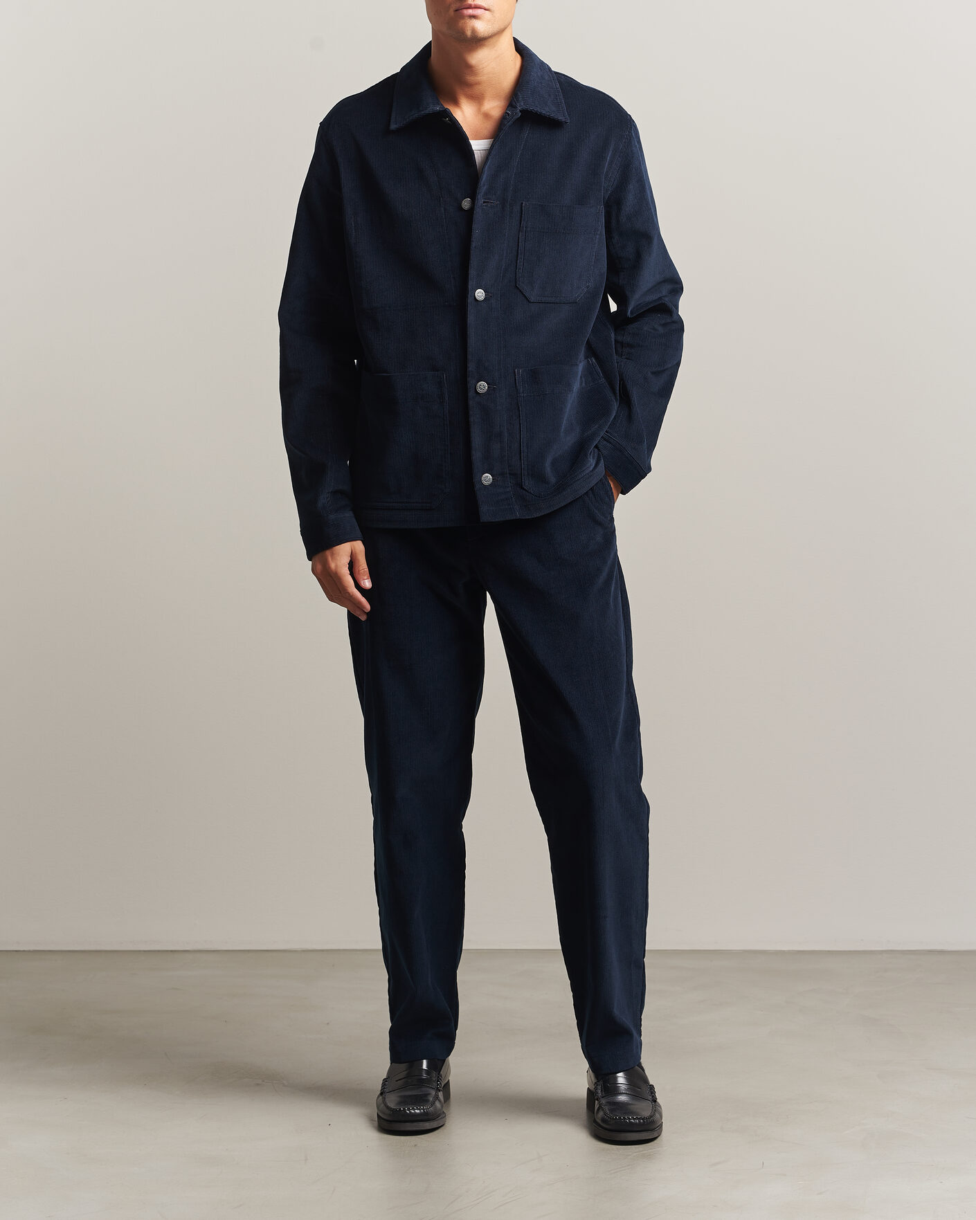 Mies | Kauluspaidat | A.P.C. | New Rodney Corduroy Overshirt Dark Navy