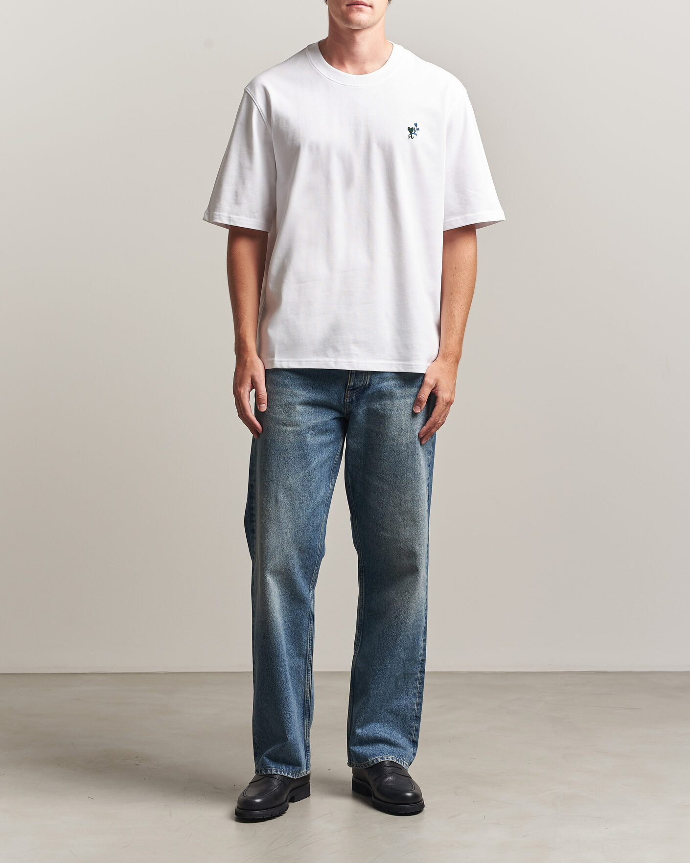 Mies | T-paidat | AMI | Tulip Logo T-Shirt White