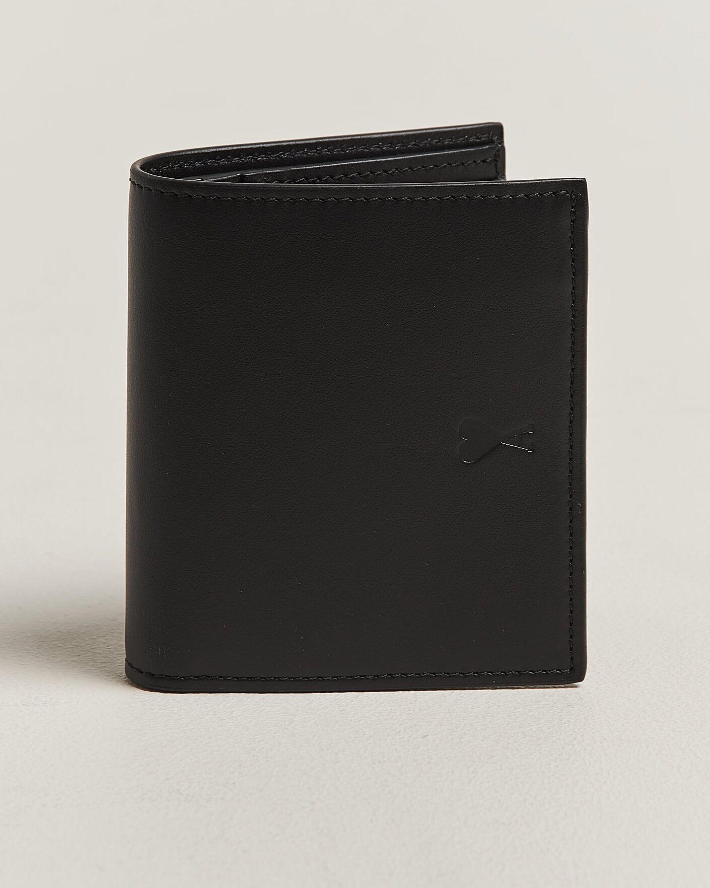 Mies | Lompakot | AMI | Tonal Heart Logo Wallet Black