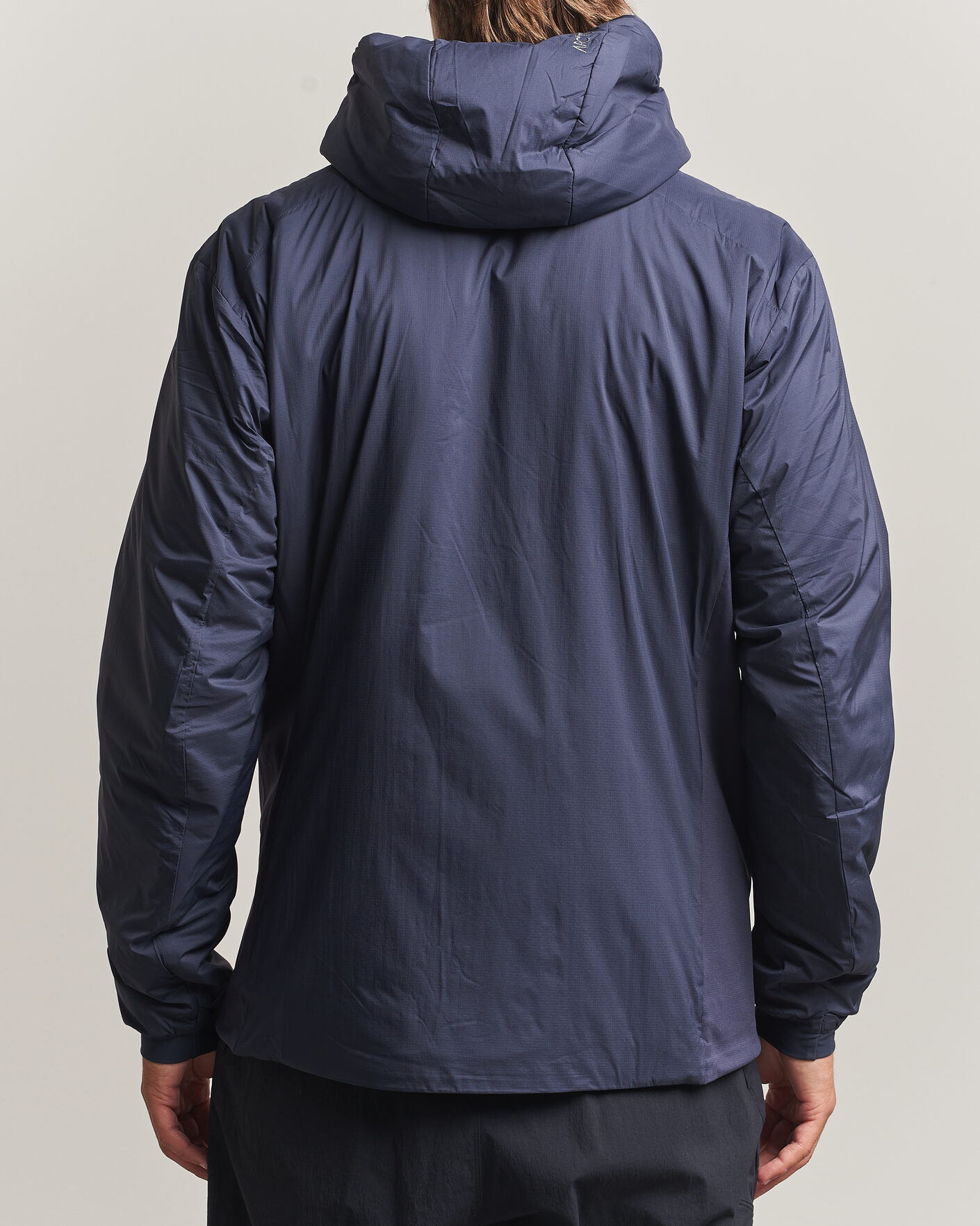 Mies | Takit | Arc'teryx | Atom Hooded Jacket Black Sapphire