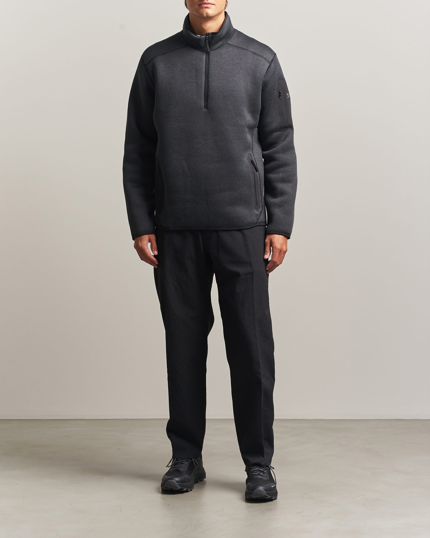Mies | Puserot | Arc'teryx | Covert Half Zip Black Heather