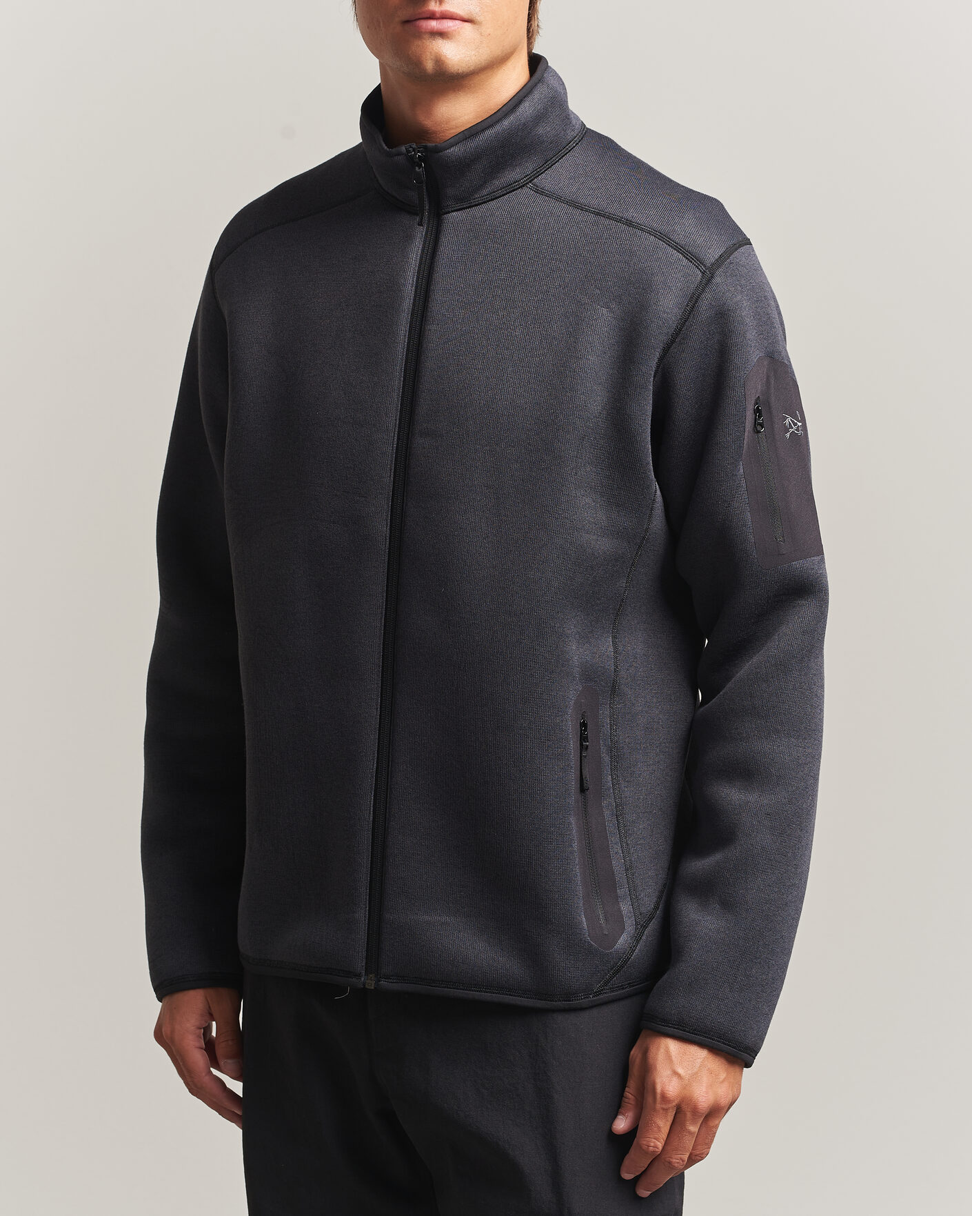 Mies | Puserot | Arc'teryx | Covert Full Zip Black Heather