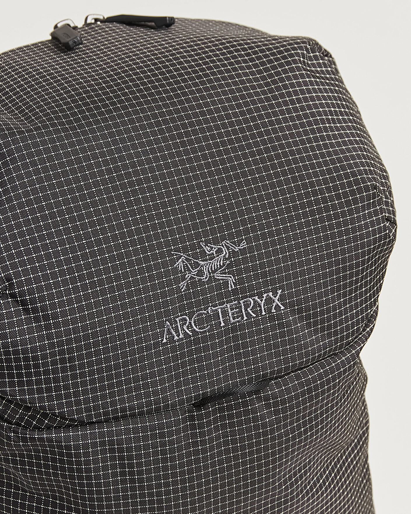 Mies | Laukut | Arc'teryx | Konseal 15L Backpack Black