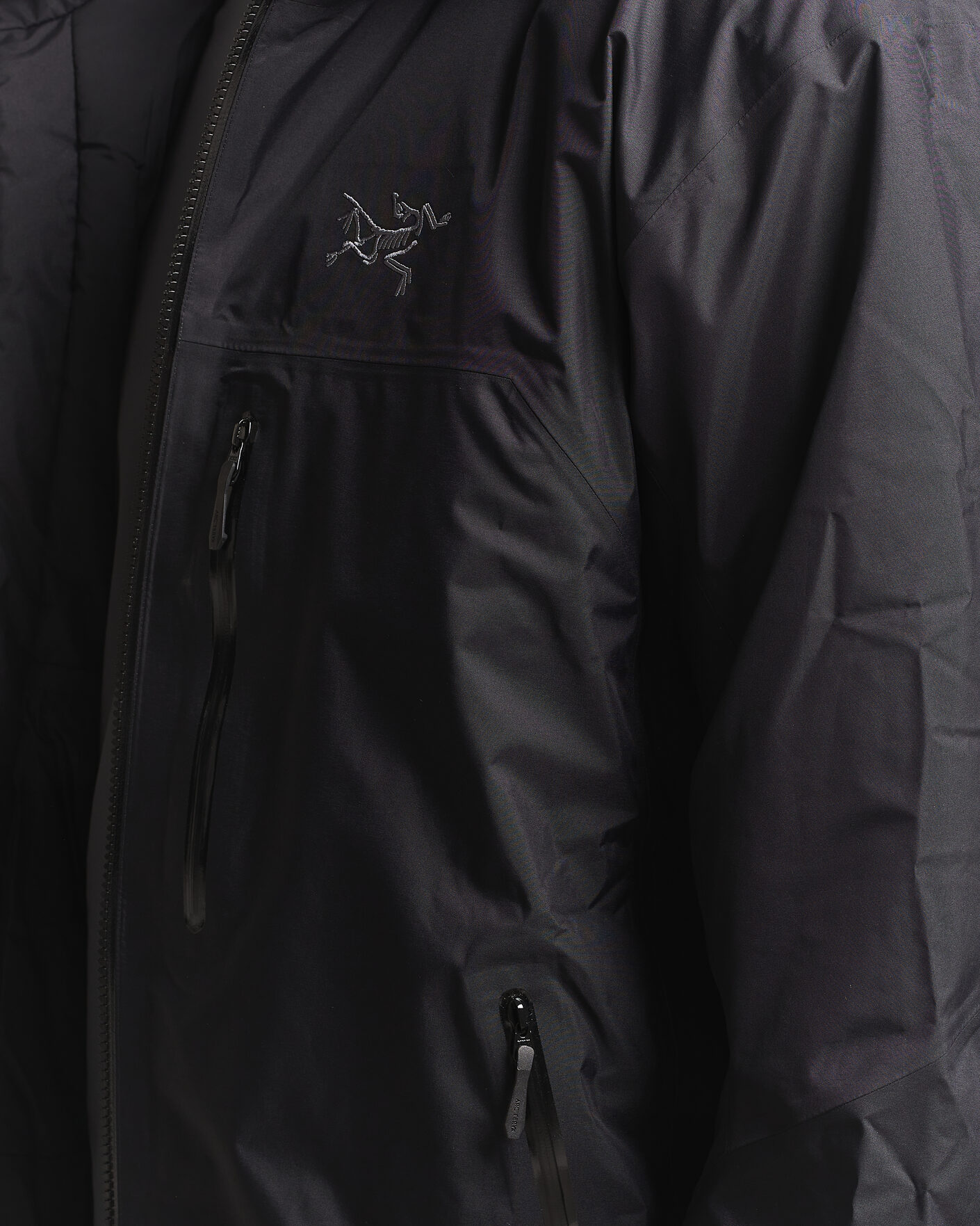 Mies | Takit | Arc'teryx | Beta Insulated Gore-Tex Jacket Black