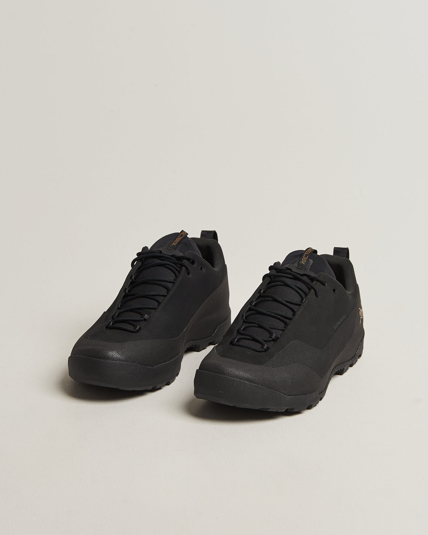 Mies | Vaelluskengät | Arc'teryx | Konseal Gore-Tex Trail Sneaker Black