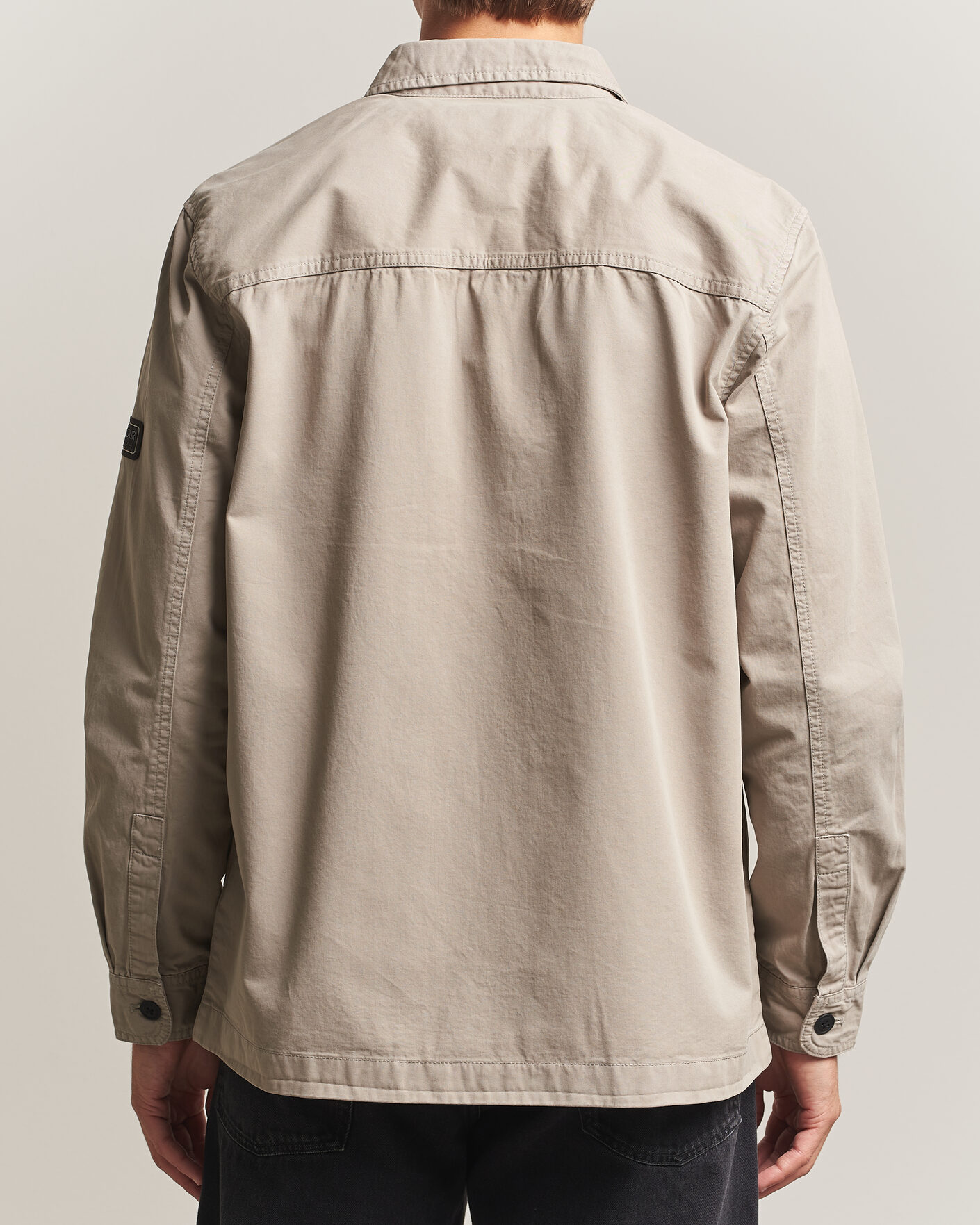 Mies | Kauluspaidat | Barbour International | Arlo Cotton Overshirt Concrete