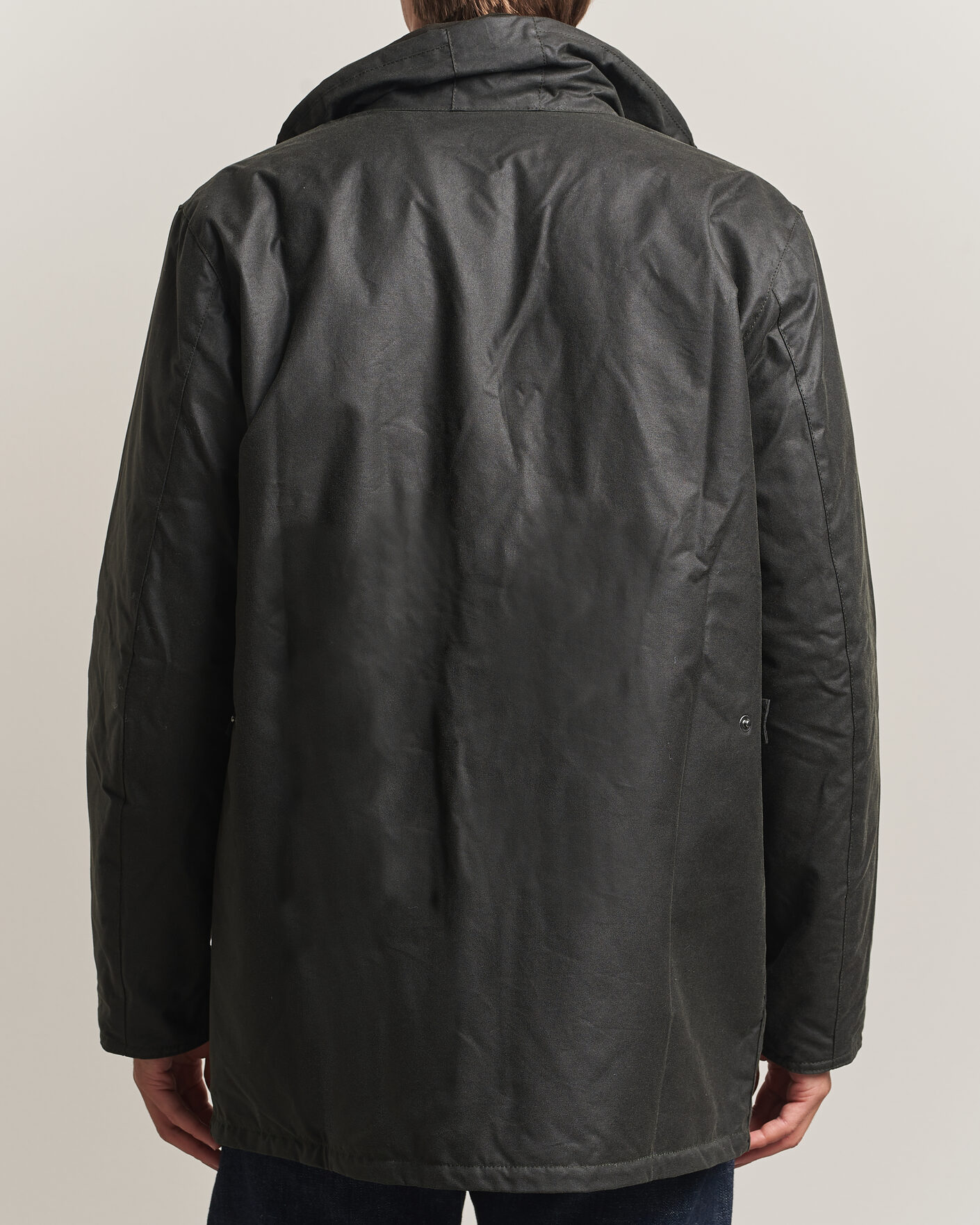 Mies | Takit | Barbour Lifestyle | Modern Powell Wax Jacket Sage