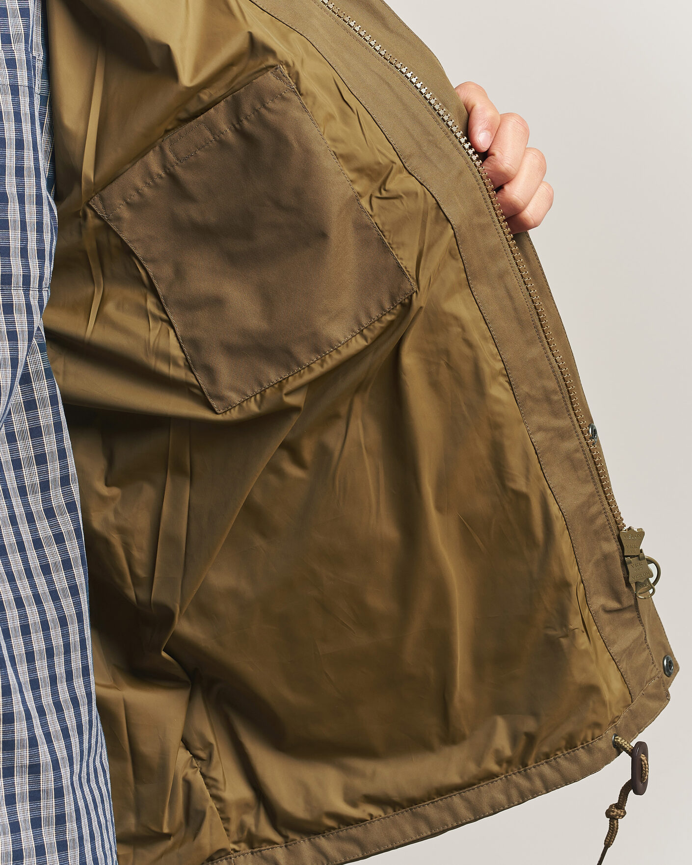 Mies | Takit | Barbour Lifestyle | Re-Engineered Aikwood Waterproof Jacket Beech