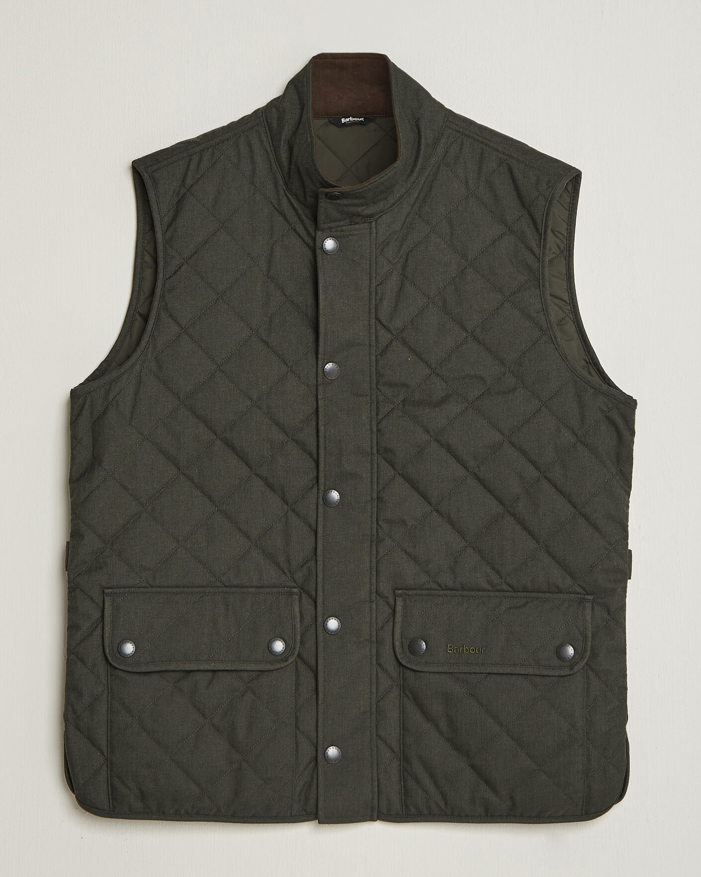 Mies | Ulkoliivit | Barbour Lifestyle | Lux Lowerdale Gilet Dark Sage