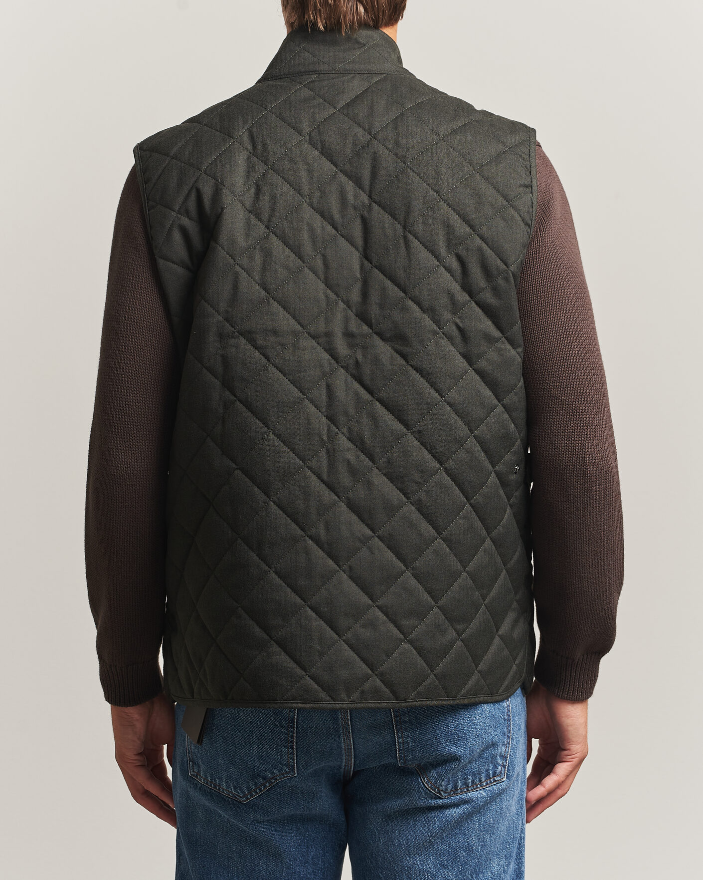 Mies | Ulkoliivit | Barbour Lifestyle | Lux Lowerdale Gilet Dark Sage