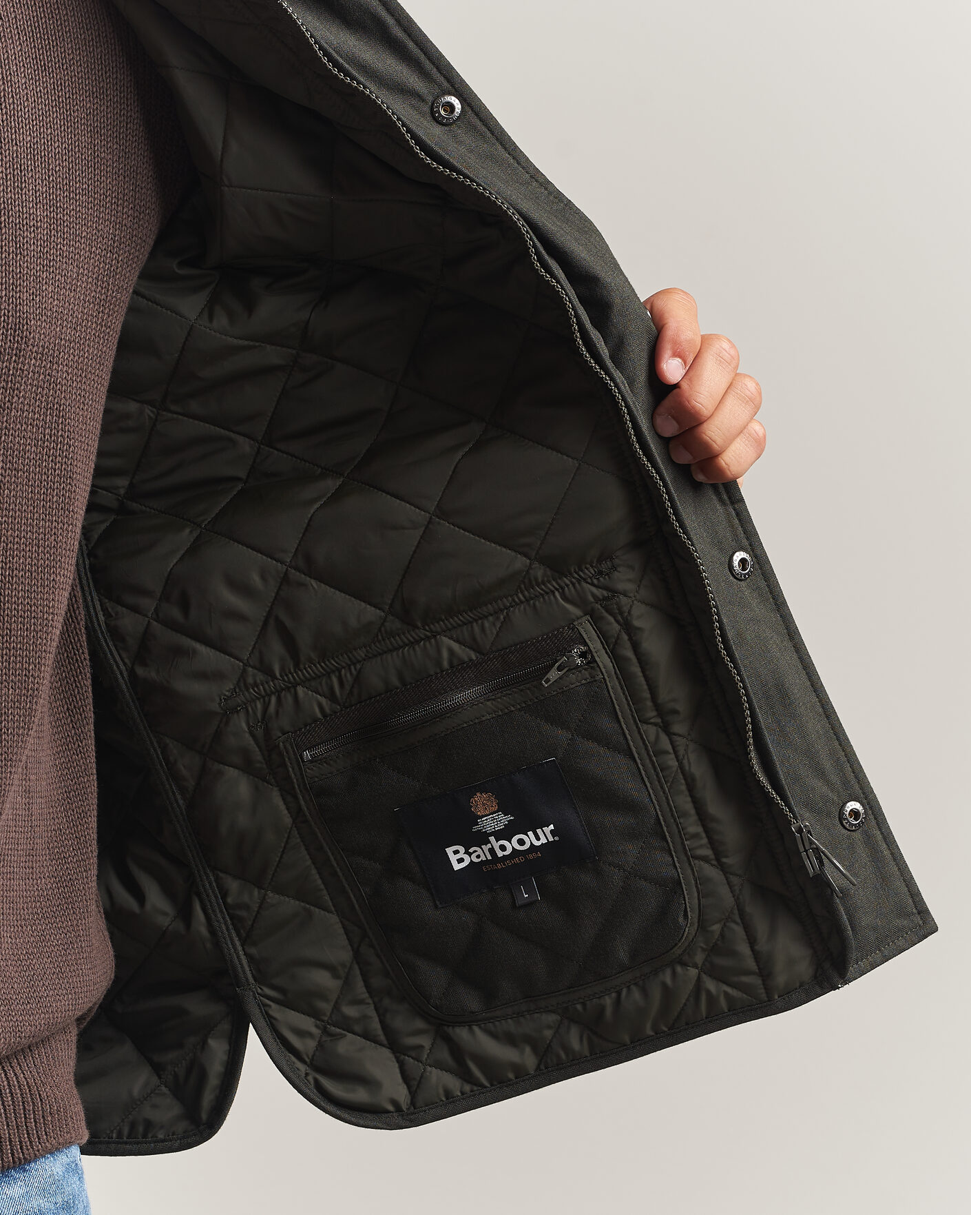 Mies | Ulkoliivit | Barbour Lifestyle | Lux Lowerdale Gilet Dark Sage