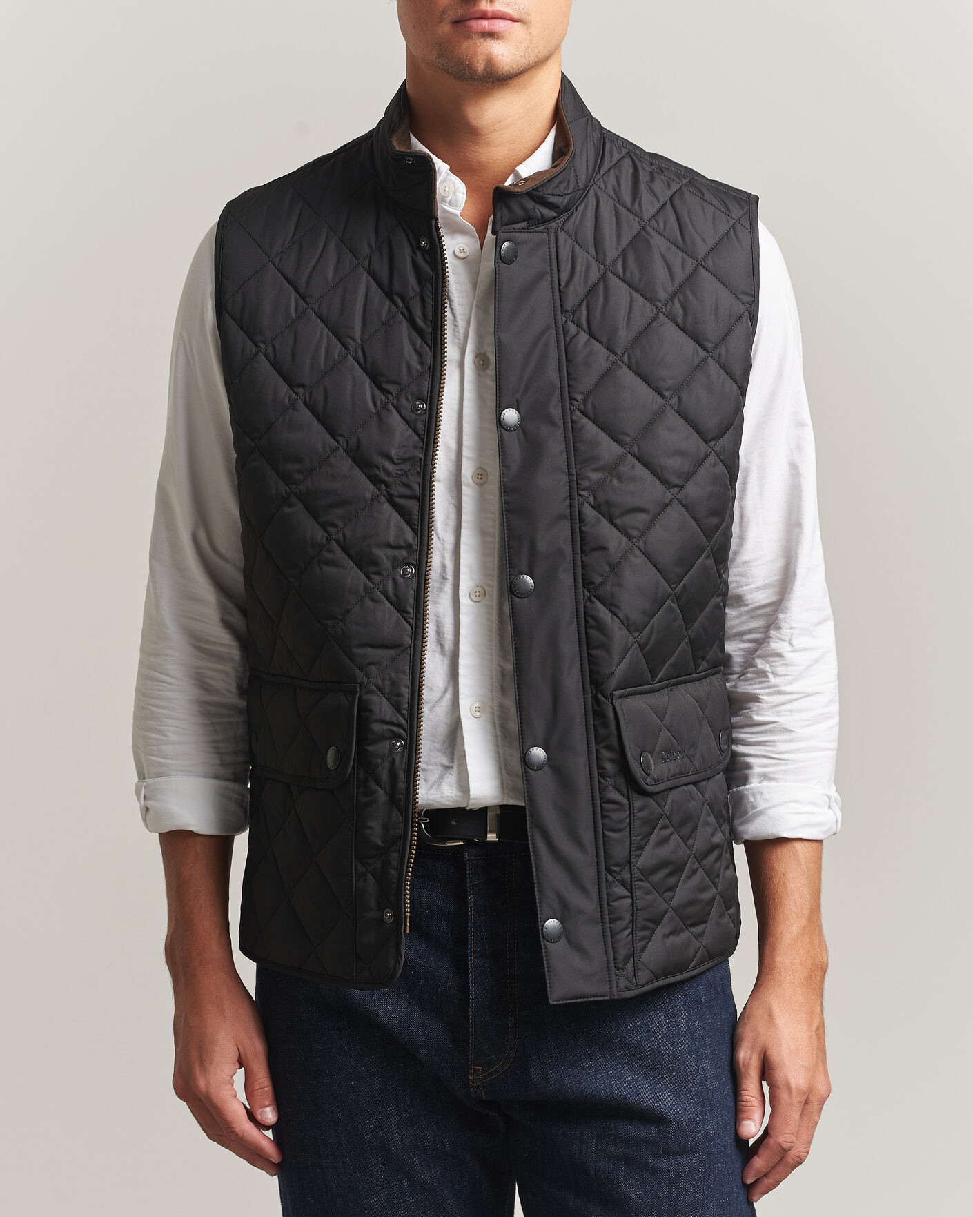 Mies | Ulkoliivit | Barbour Lifestyle | New Lowerdale Gilet Black