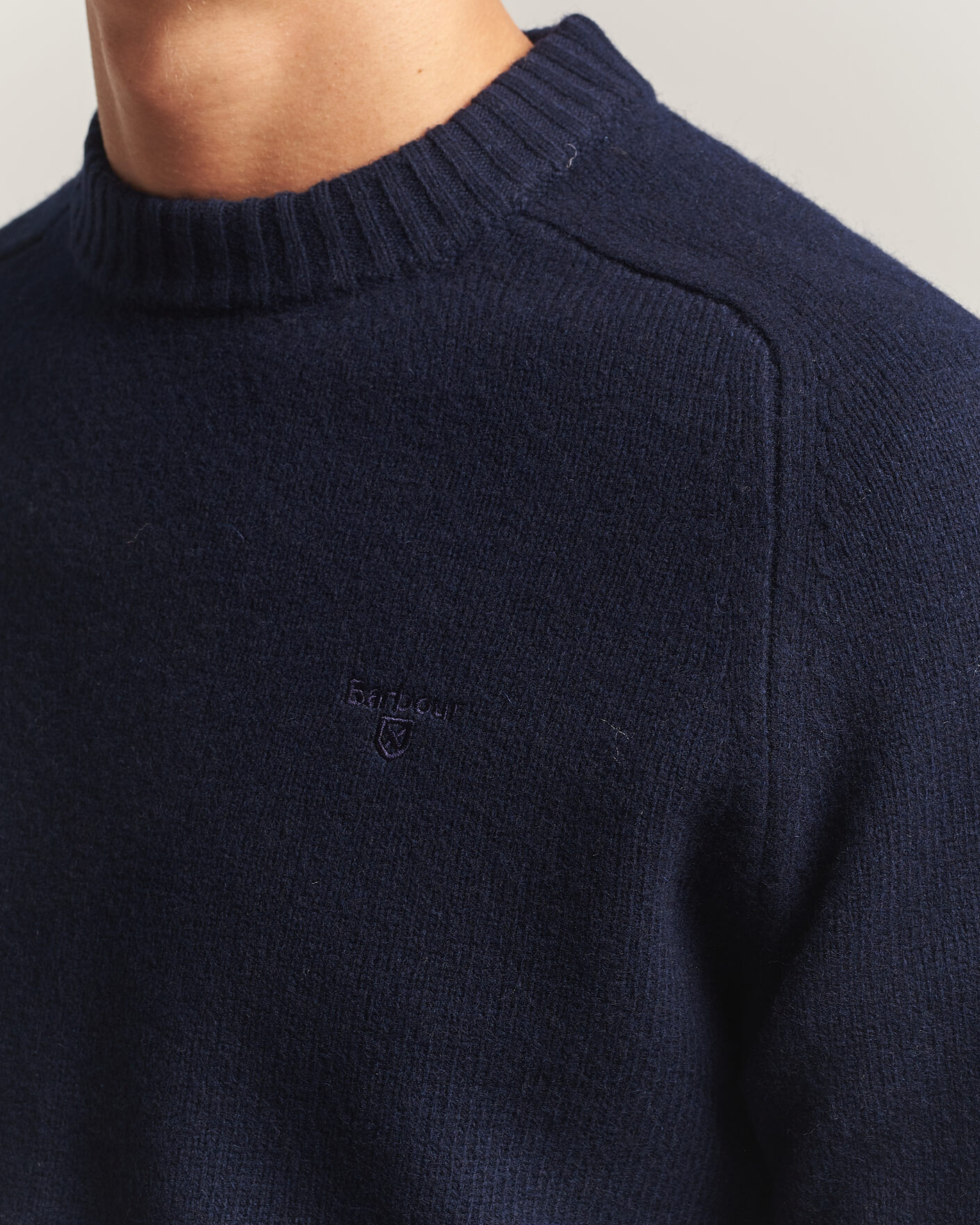 Mies | Puserot | Barbour Lifestyle | Newtown Lambswool Crewneck Navy