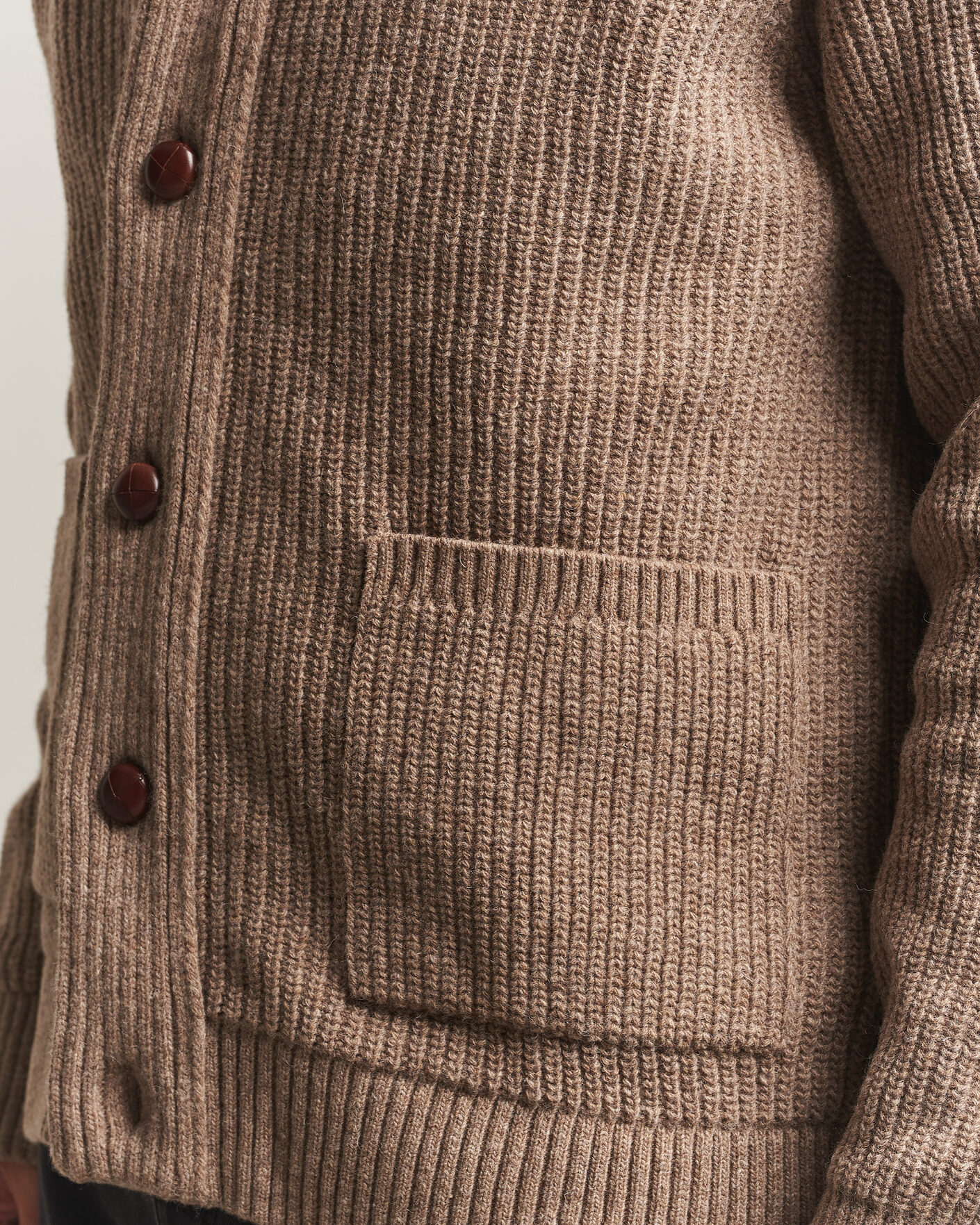 Mies | Puserot | Barbour Lifestyle | Hartland Knitted Shawl Cardigan Stone