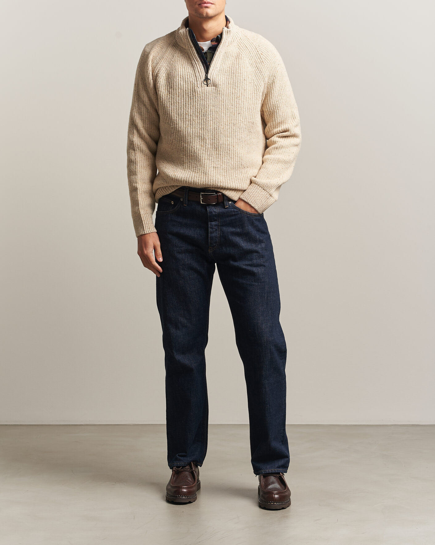 Mies | Puserot | Barbour Lifestyle | Essentials Donegal Half Zip Pearl