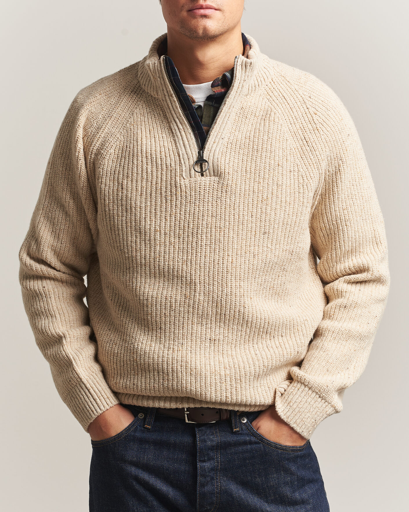 Mies | Puserot | Barbour Lifestyle | Essentials Donegal Half Zip Pearl