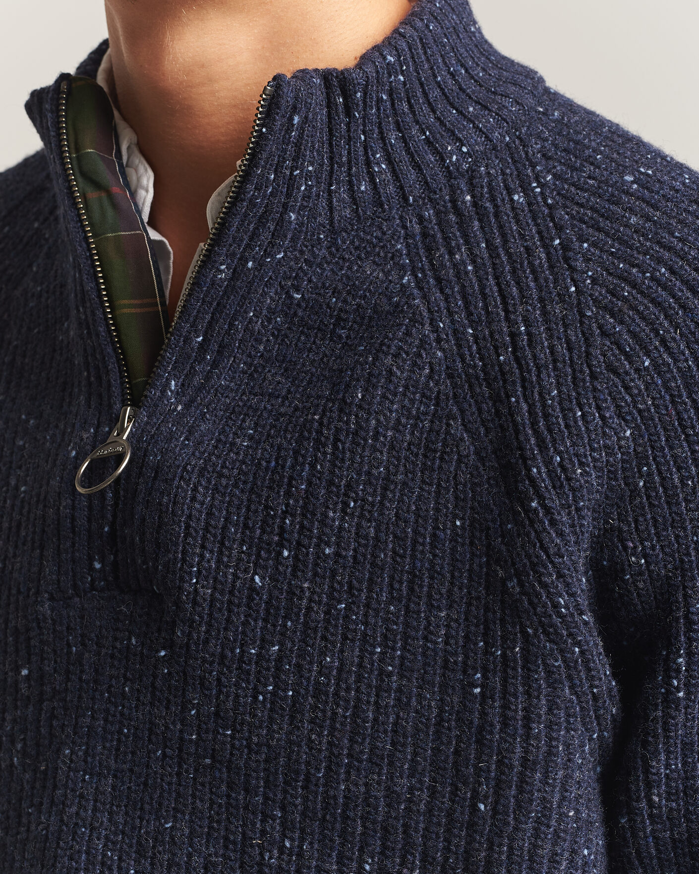 Mies | Puserot | Barbour Lifestyle | Essentials Donegal Half Zip Navy