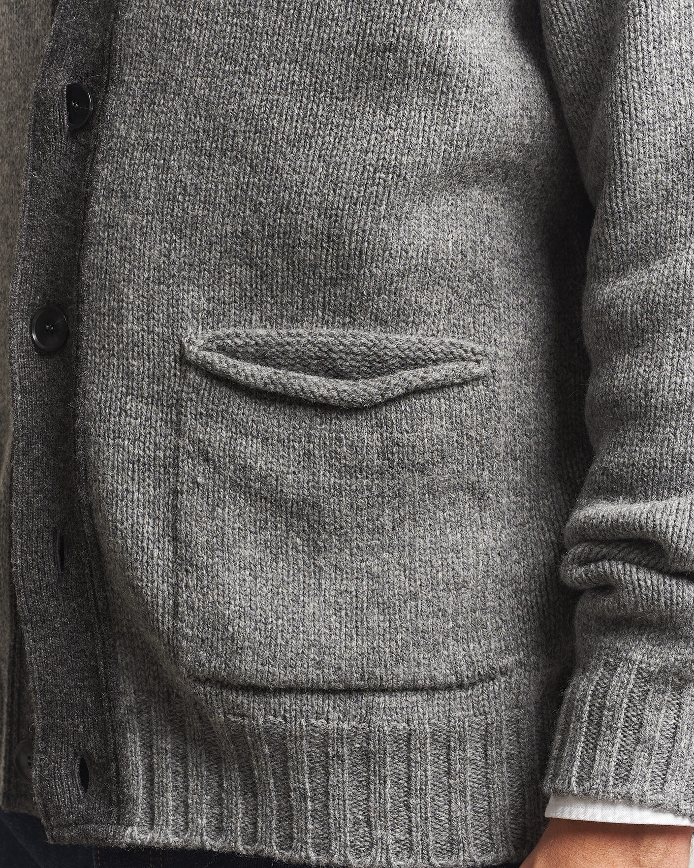Mies | Puserot | Barbour Lifestyle | Scottish Made Knitted Cardigan Grey Marl
