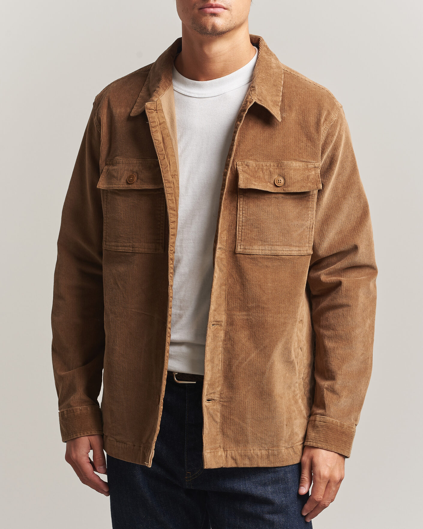 Mies | Kauluspaidat | Barbour Lifestyle | Tartan Trimed Cord Overshirt Sandstone